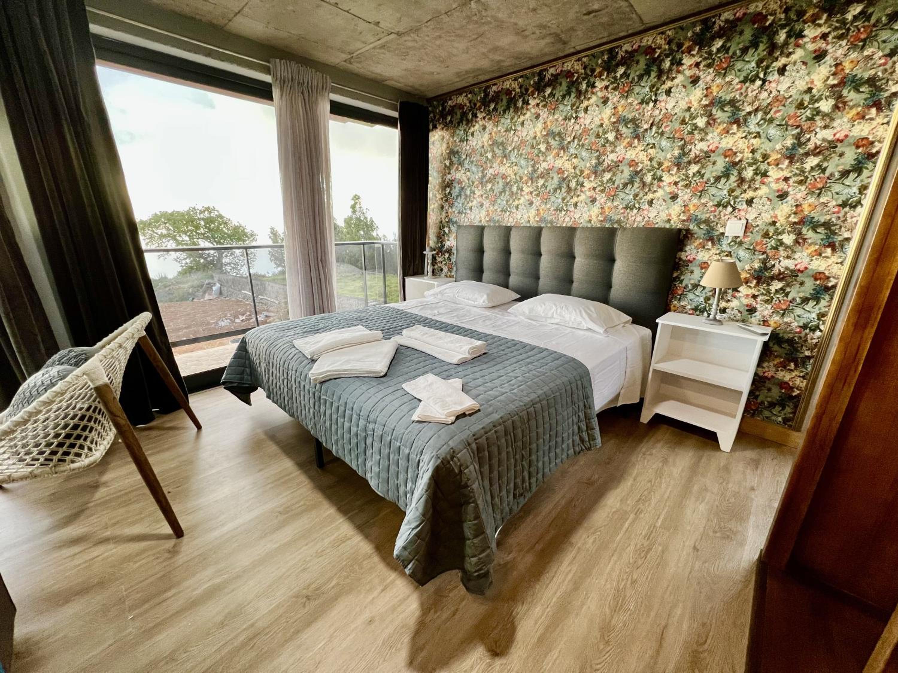 Deluxe Double Room with Balcony and Sea View photo 1