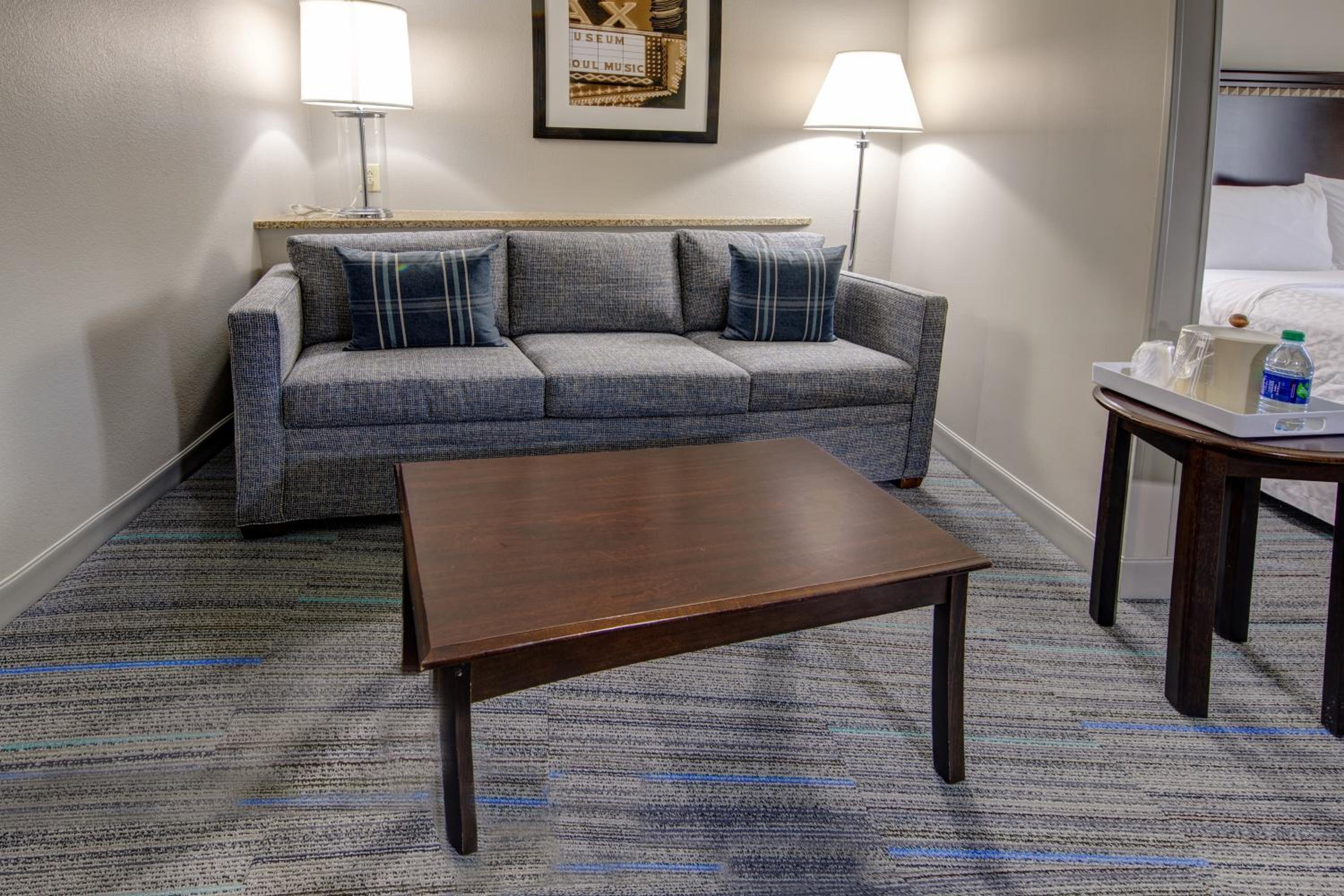 Guest room, 1 King, Sofa bed - Photo 3