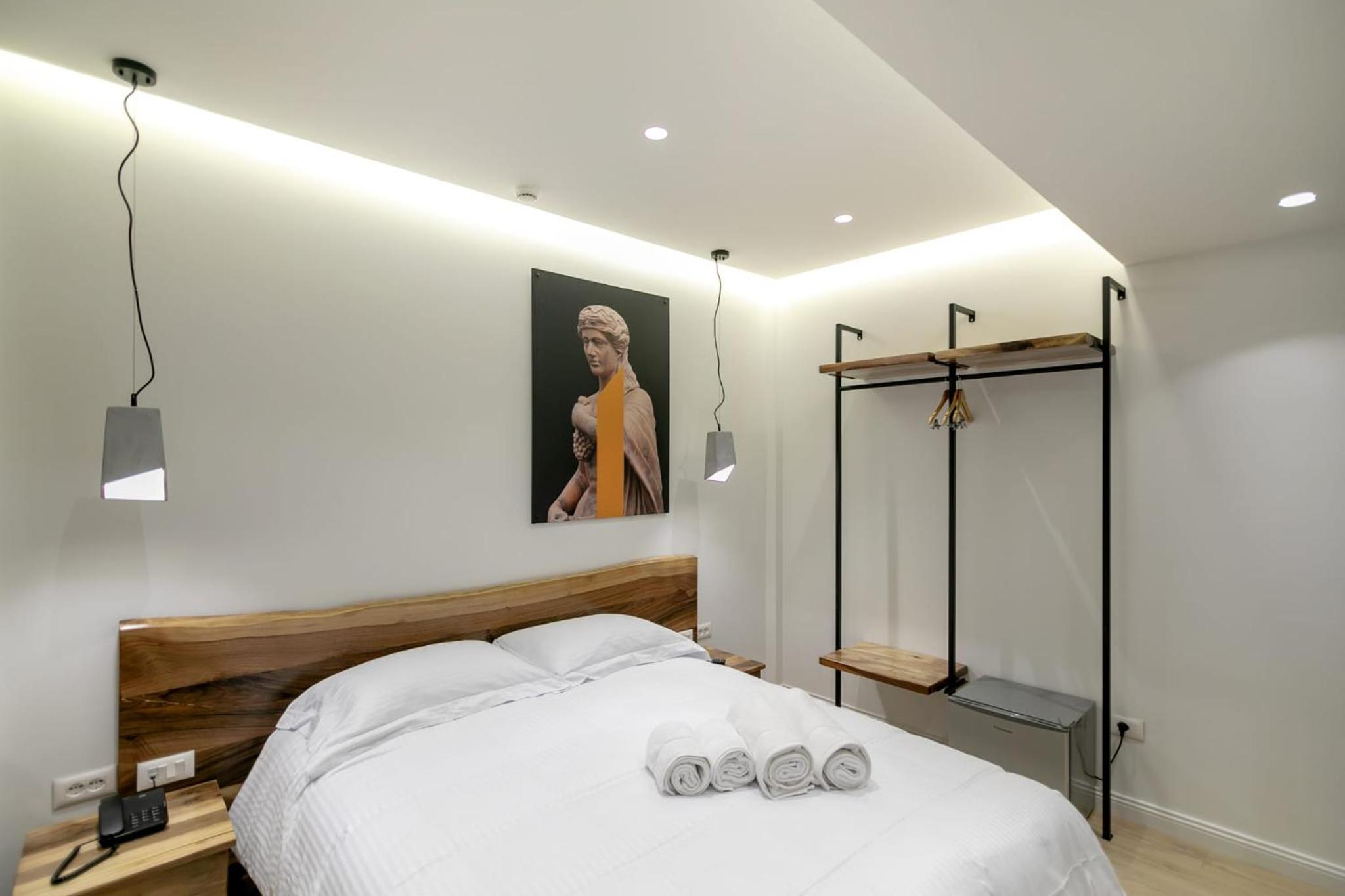 Deluxe Double Room with Balcony photo 2