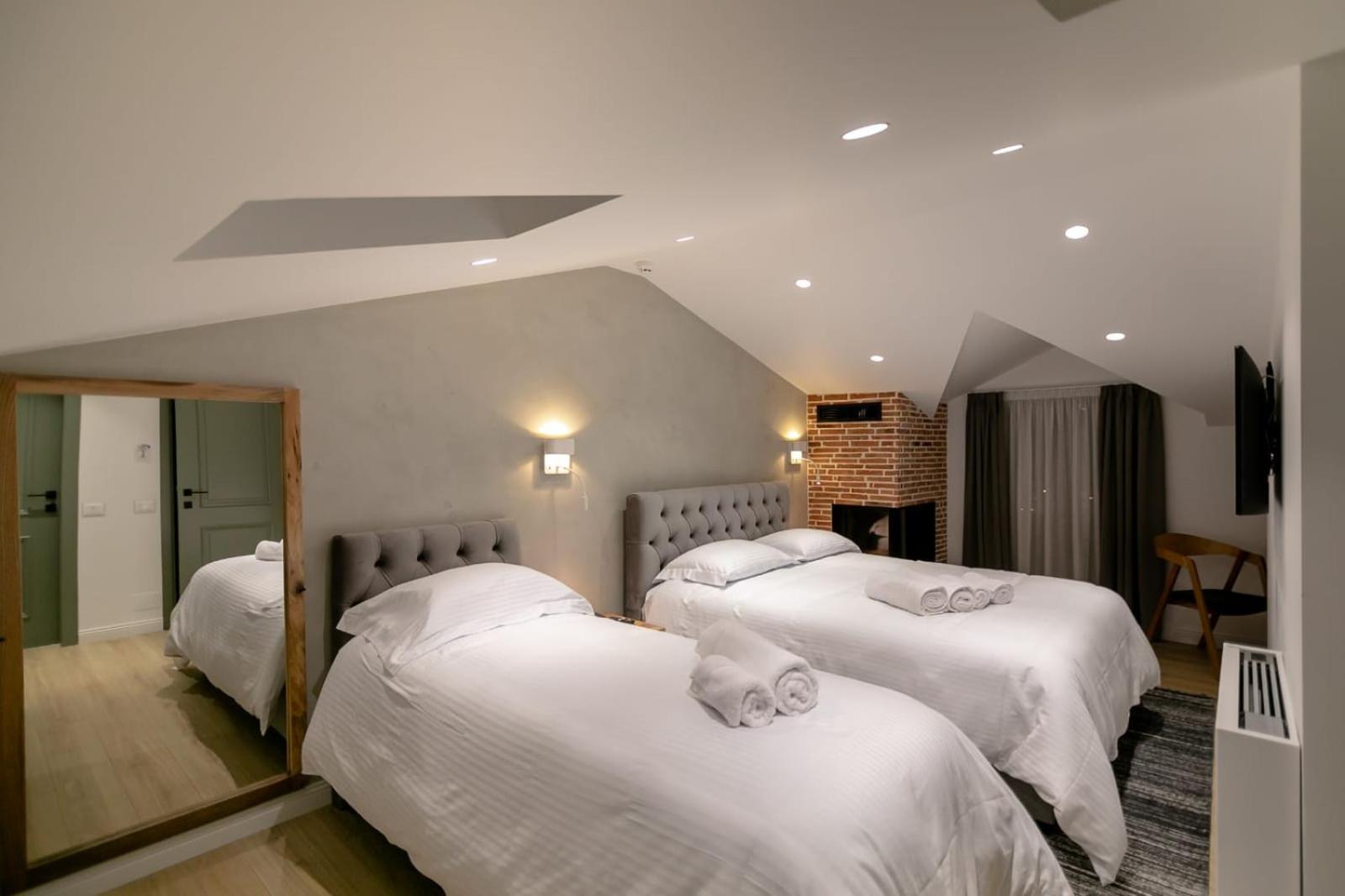 Executive Triple Room