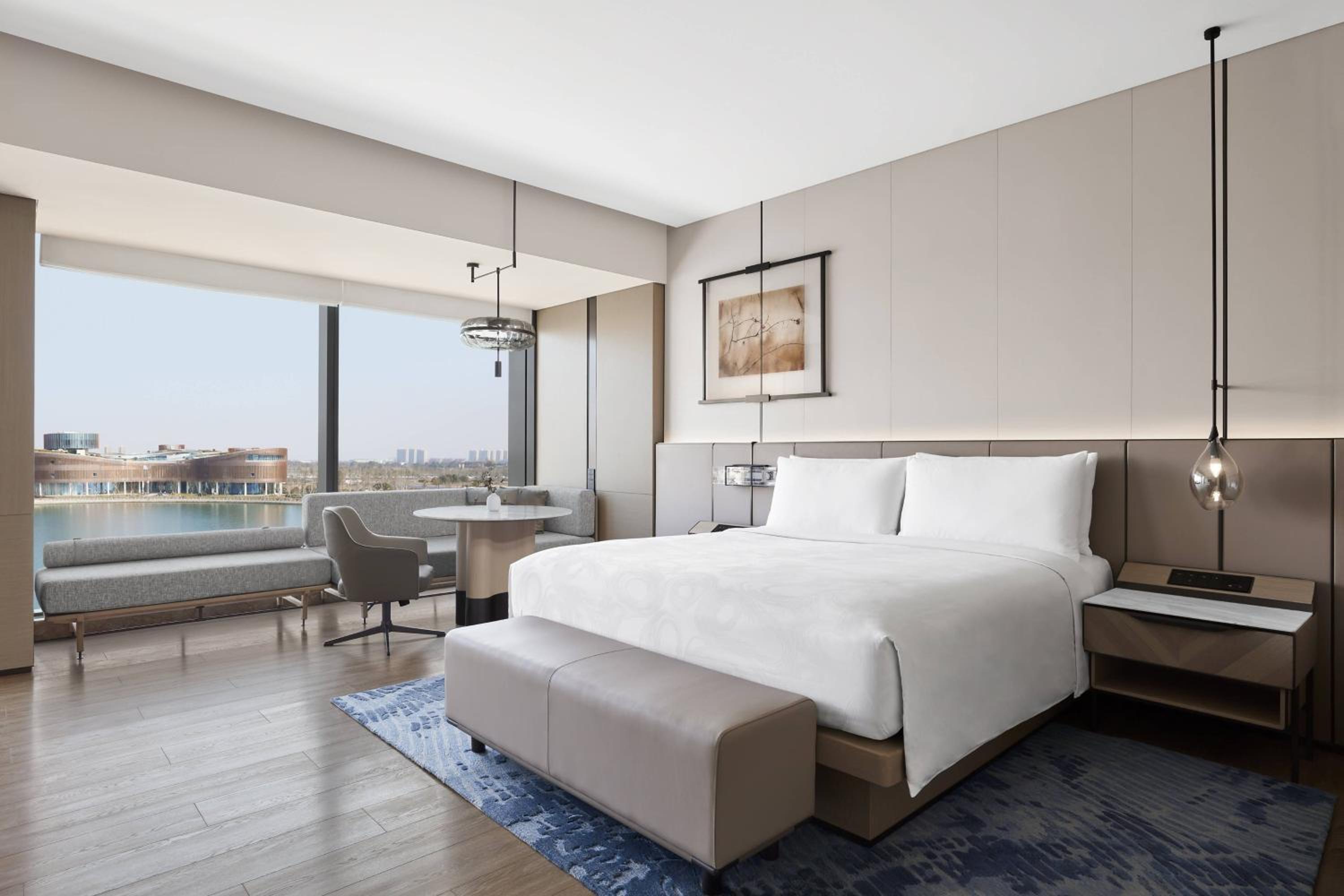 Executive Lake view Executive lounge access Guest Room with 1 King