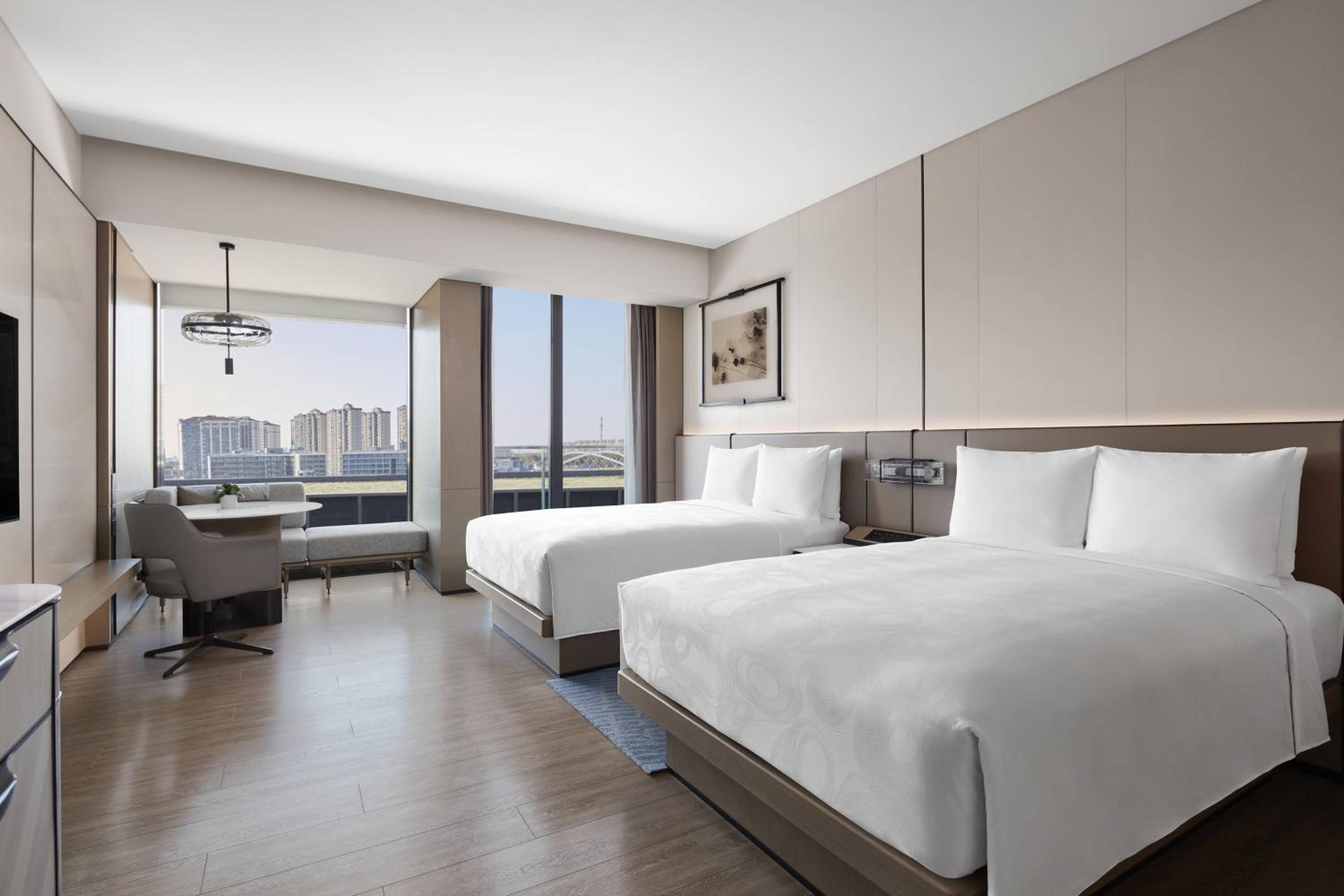 Guest Room with 2 Double, Garden view Balcony