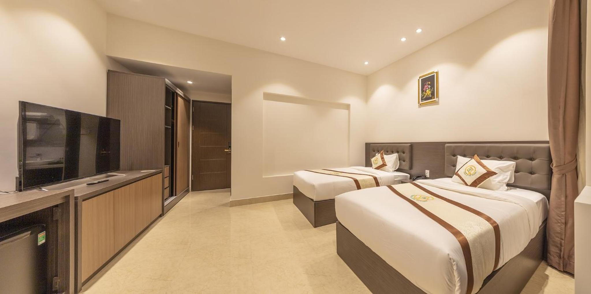 Twin Room with Mountain View
