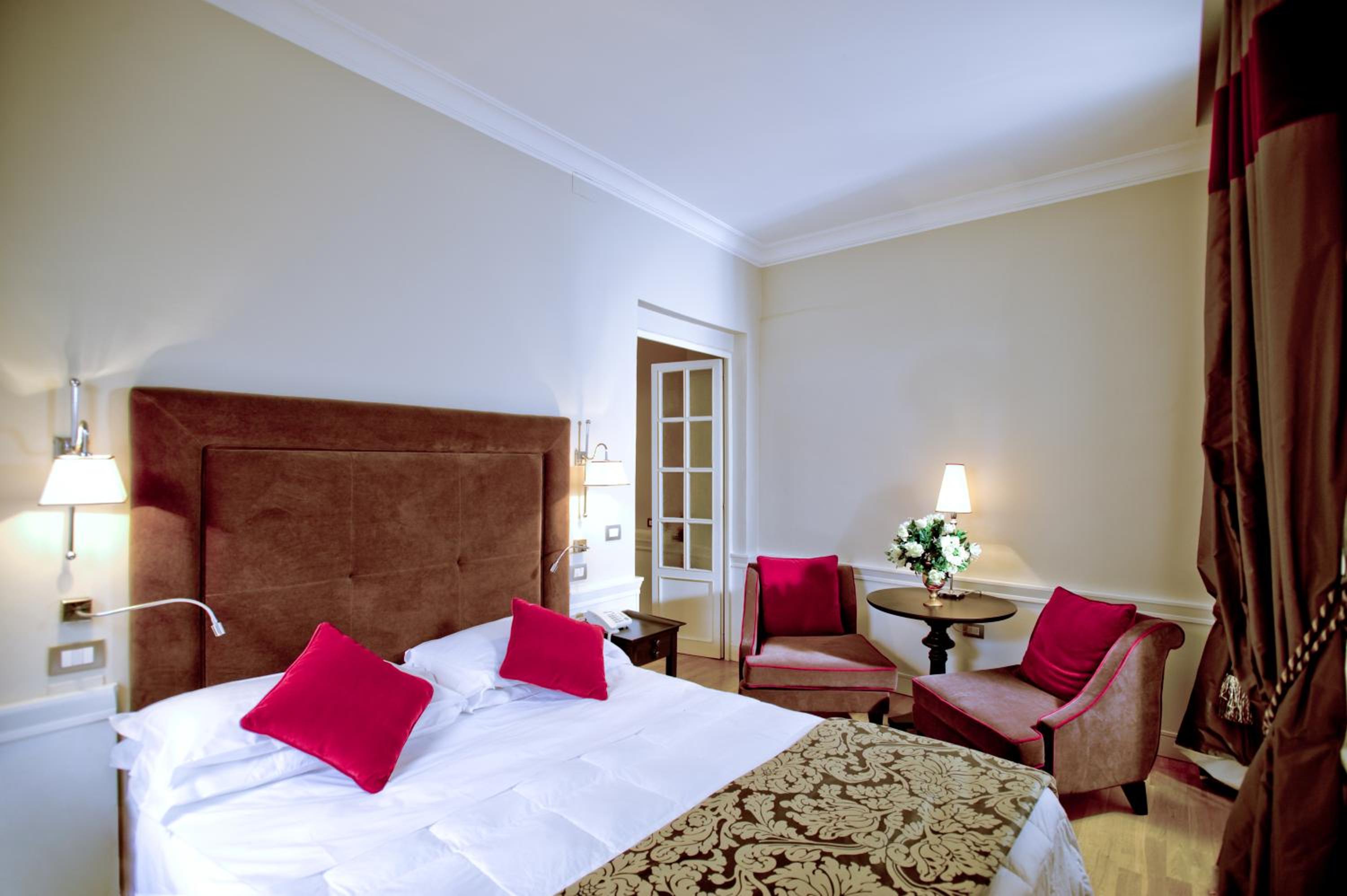 Family Suite - Photo 7