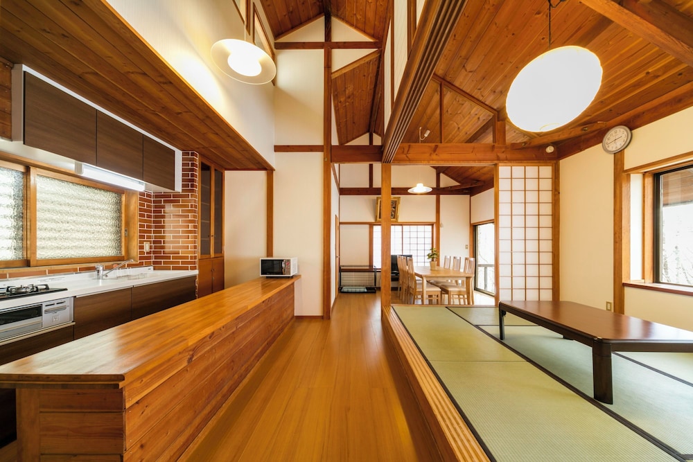 Deluxe Cottage Japanese-Western-Style Room, Non Smoking - Photo 1