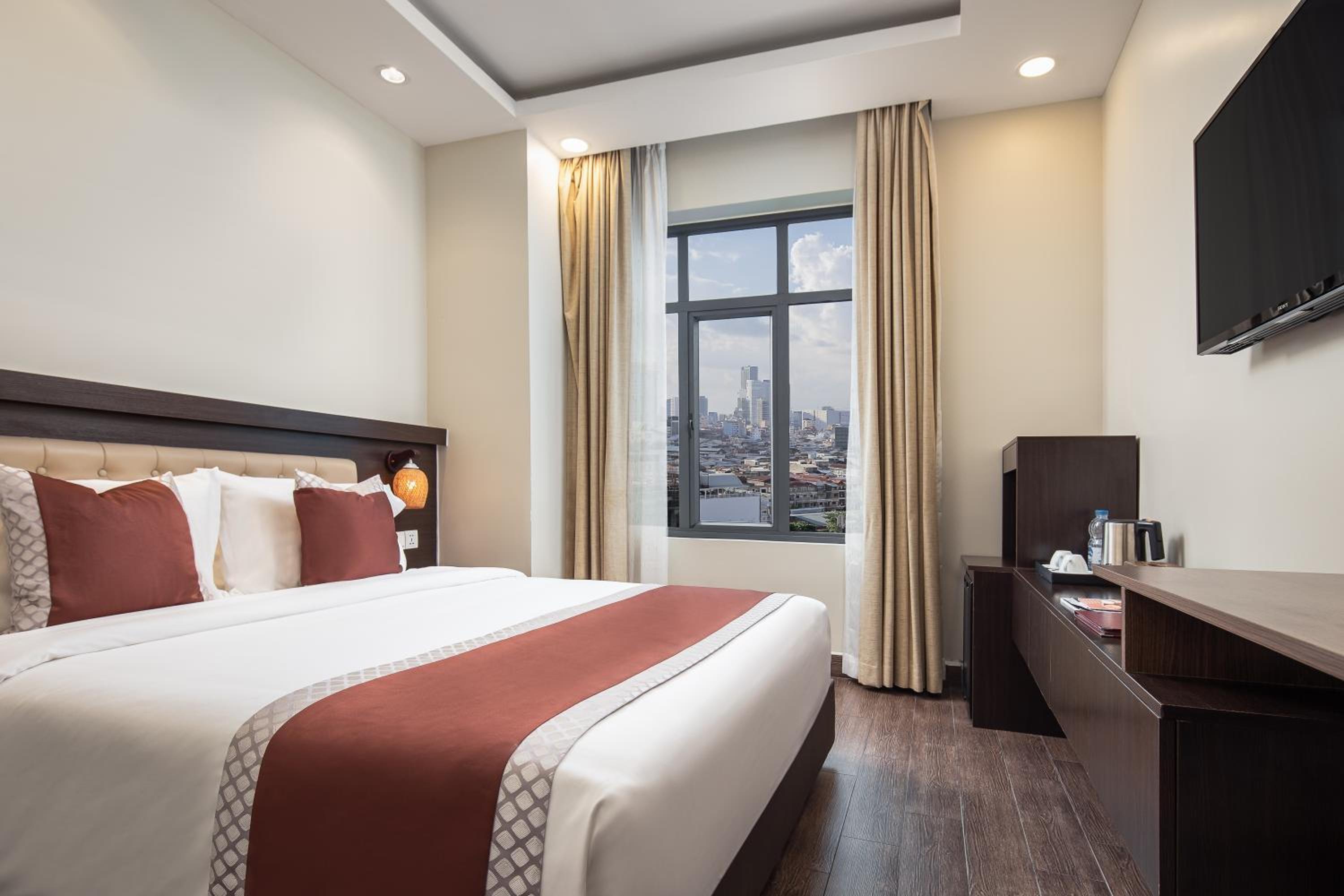 Superior Single Room