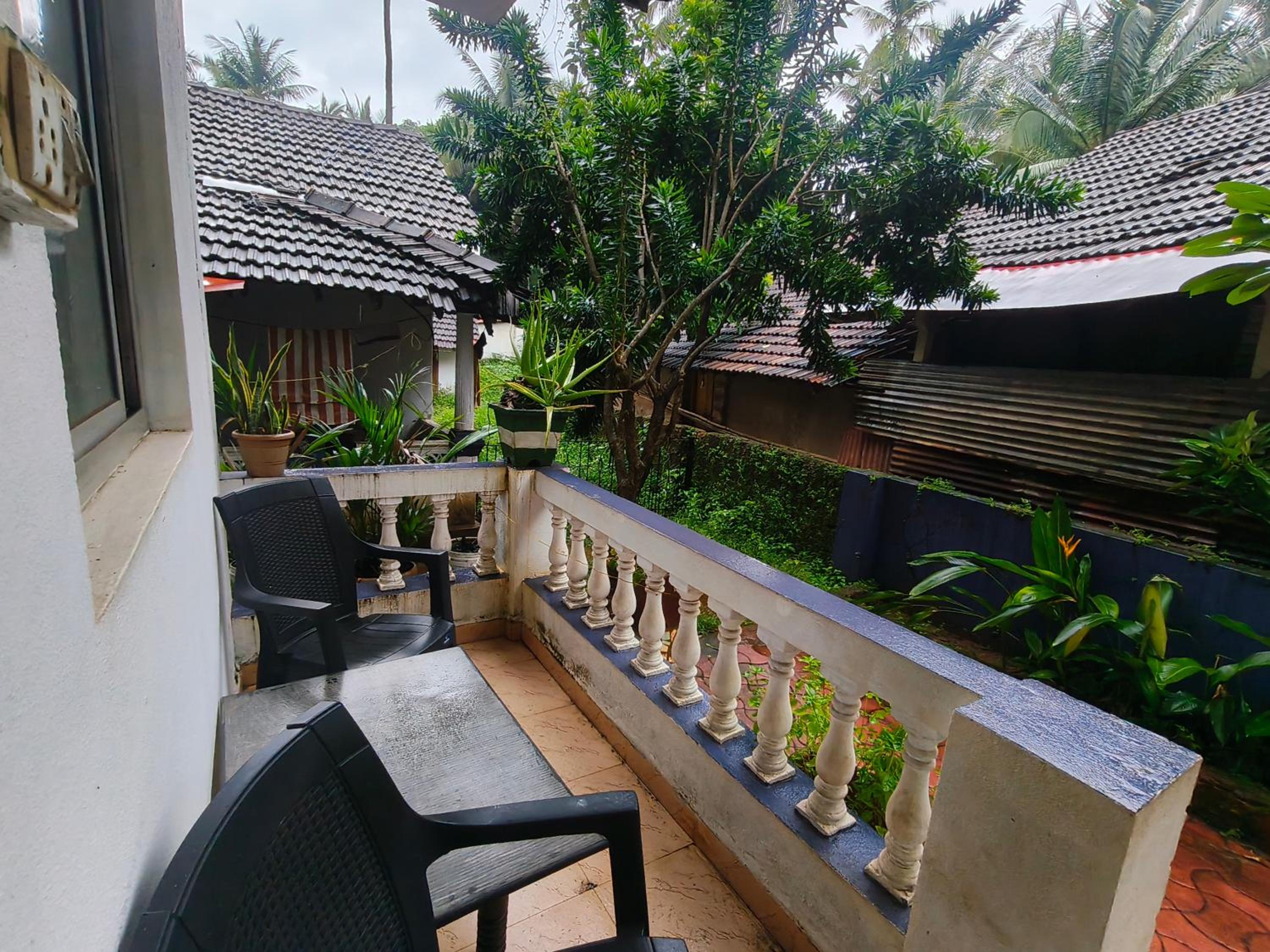 Deluxe Double Room with Balcony