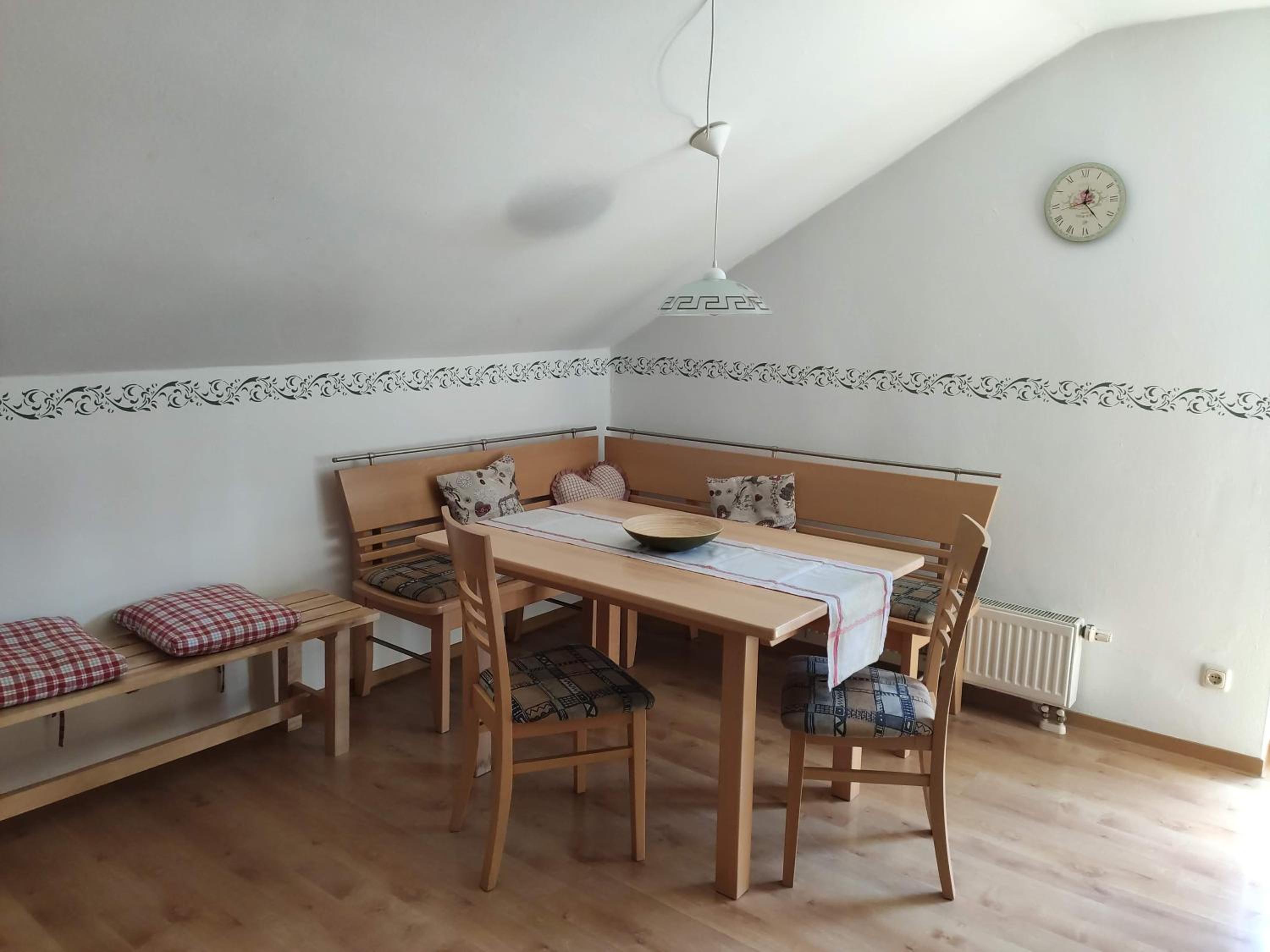 Two-Bedroom Apartment with Balcony photo 2