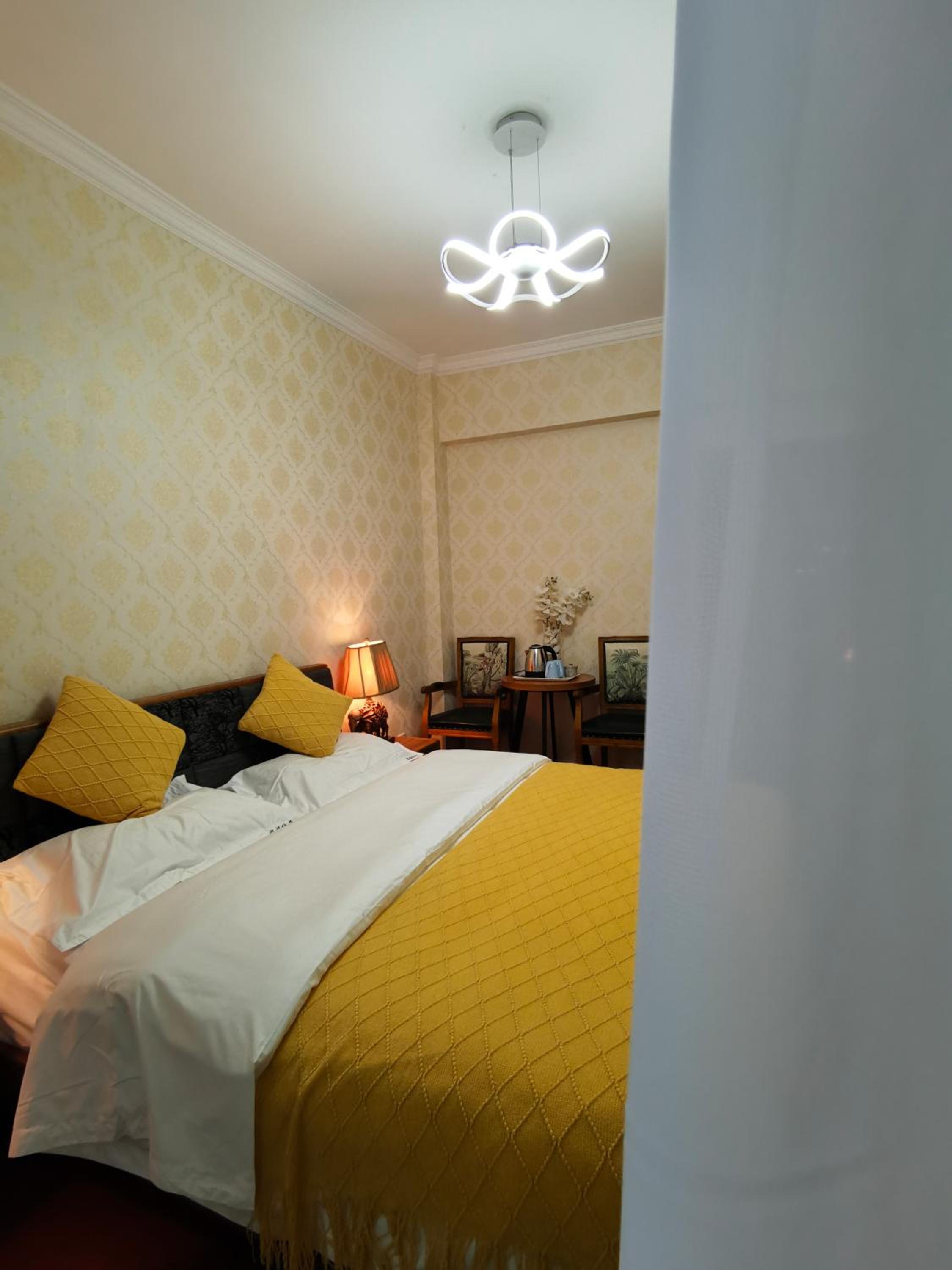 Single Room photo 3