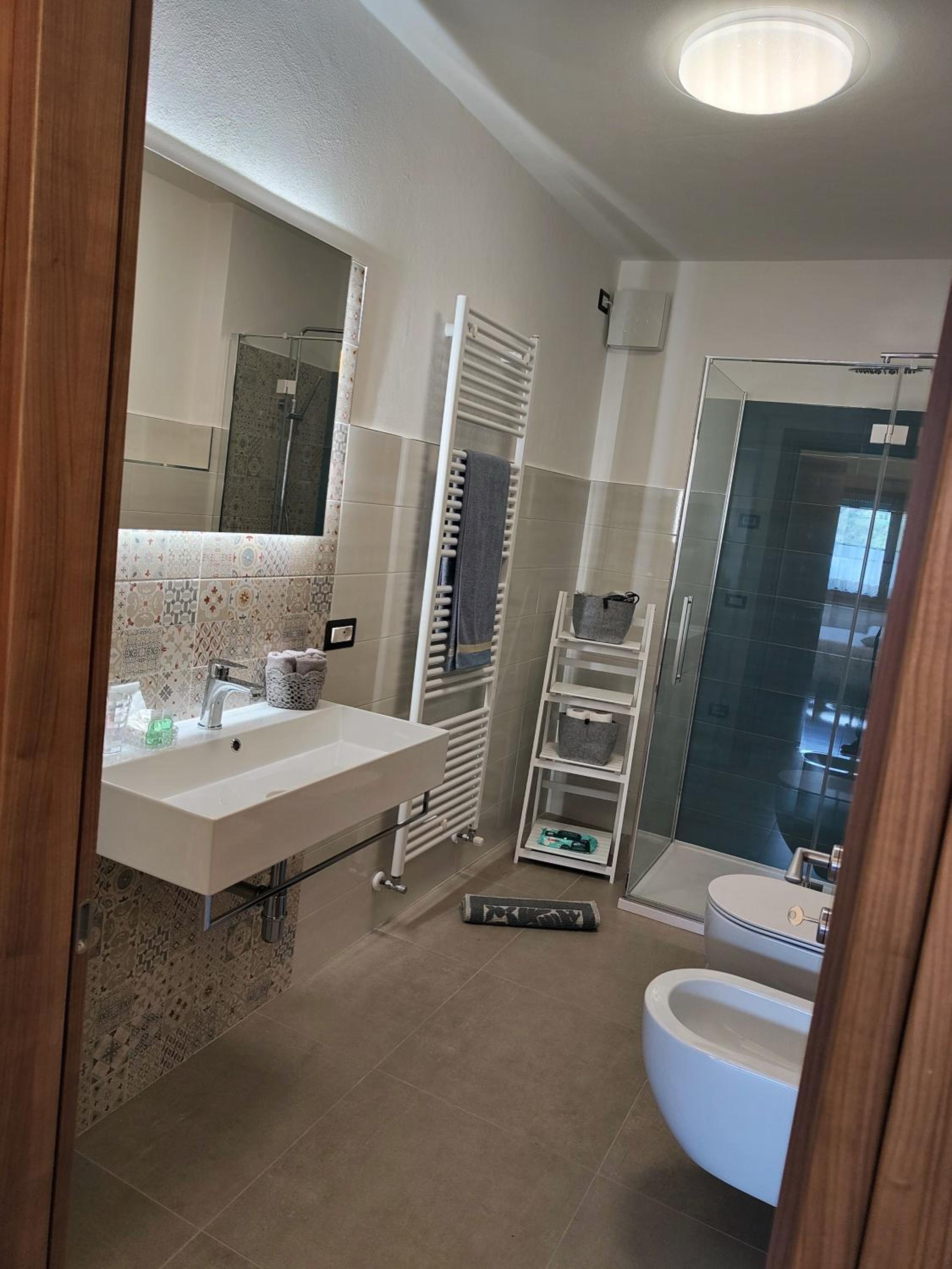 Double Room with Private Bathroom photo 3