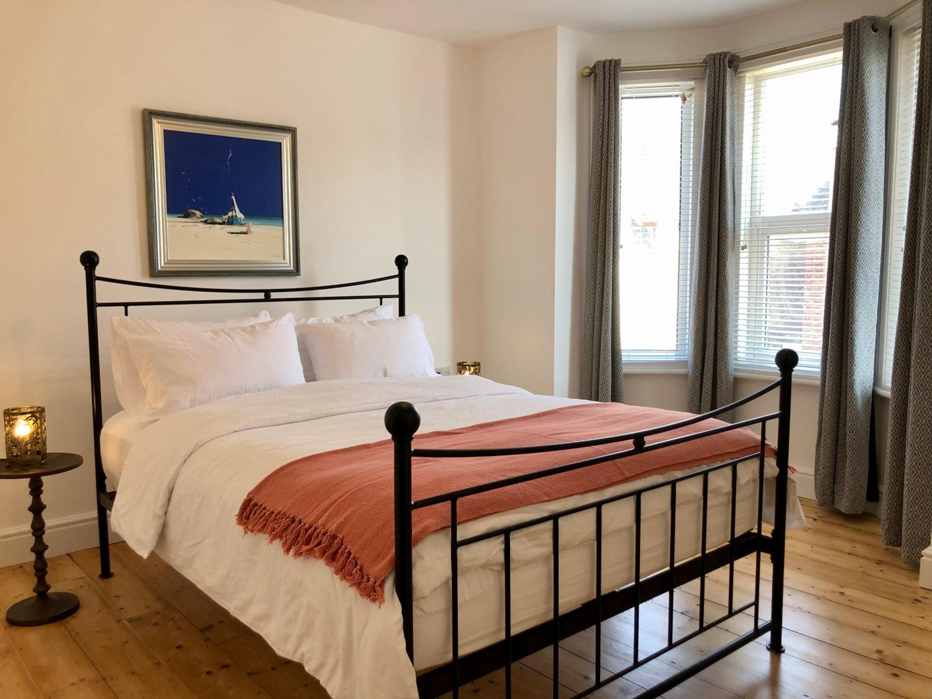 Three-Bedroom House photo 1