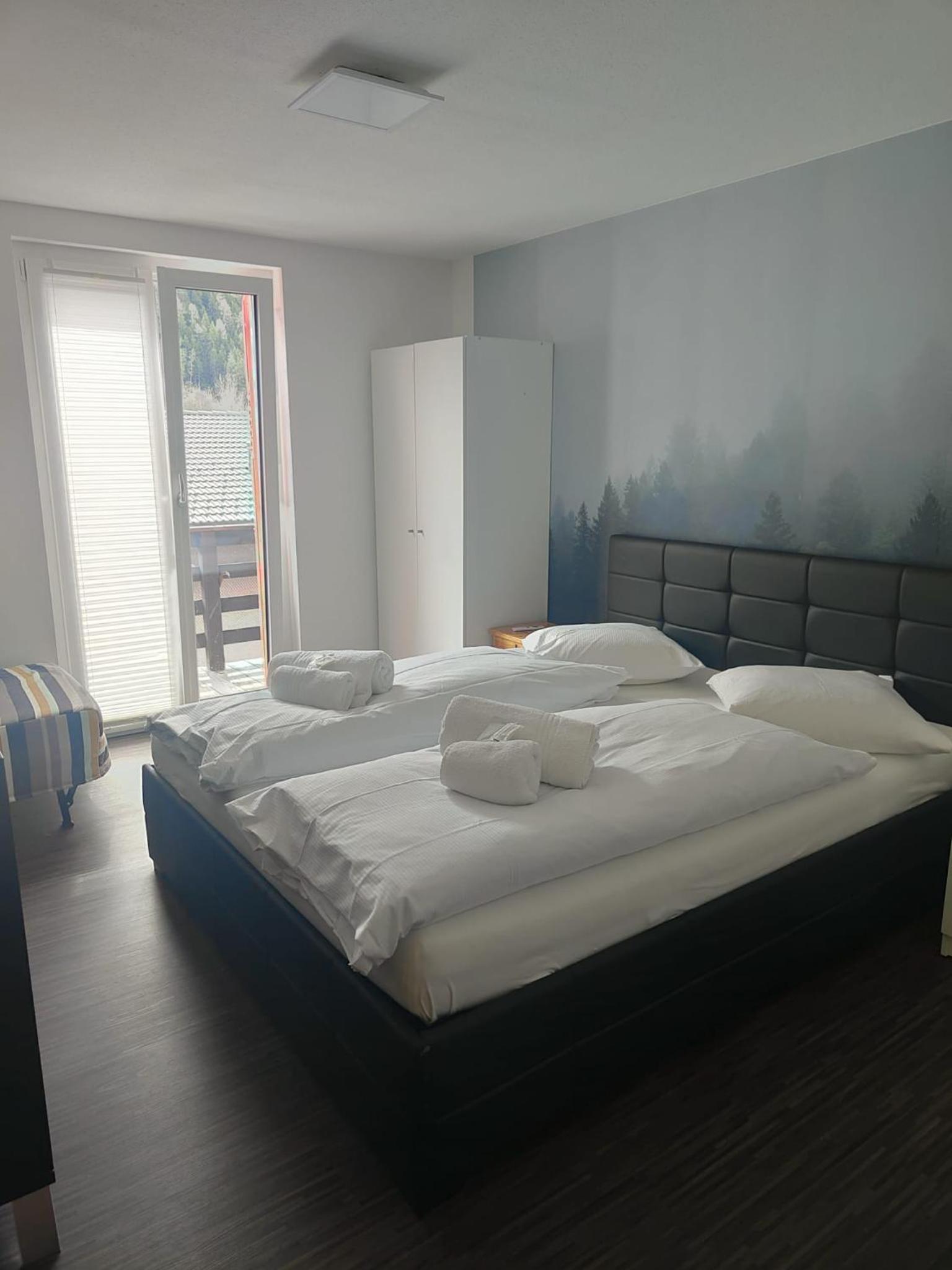 Apartment photo 3