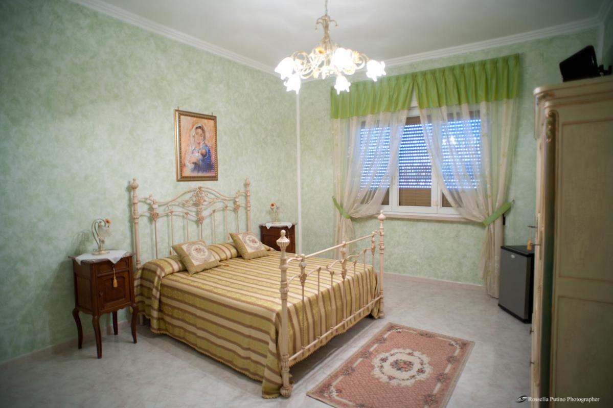 One-Bedroom House photo 2