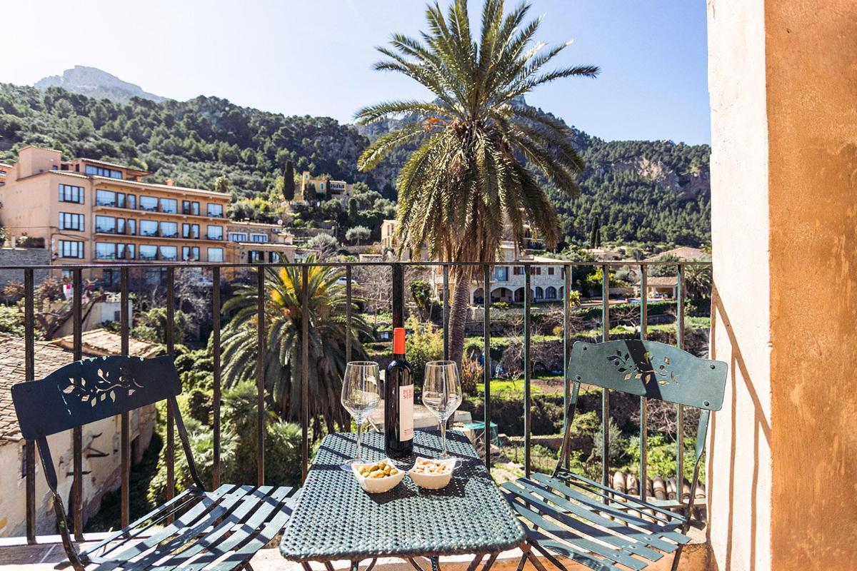 Double Room with Balcony photo 3