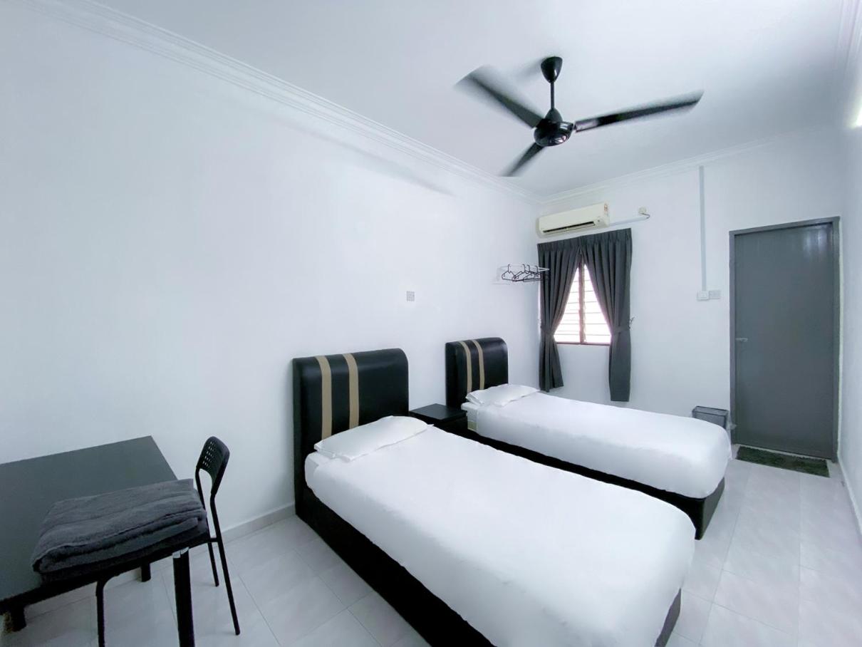 Deluxe Twin Room photo 3