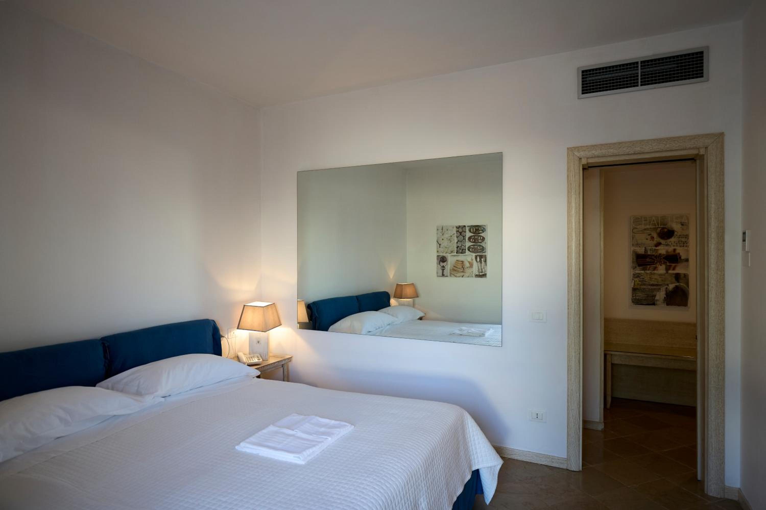 Basic Double Room photo 1