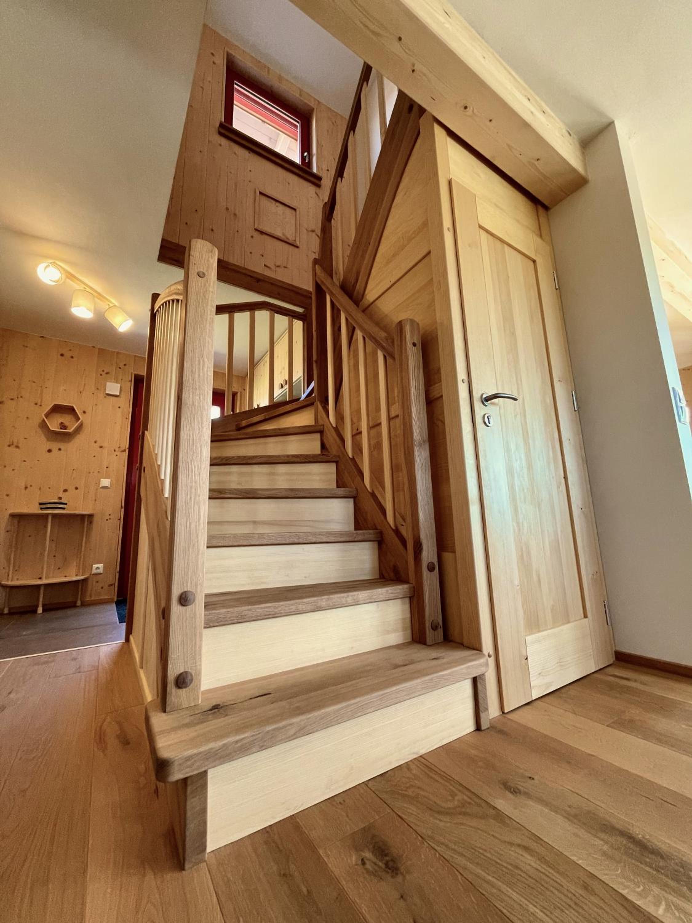 Three-Bedroom House photo 2