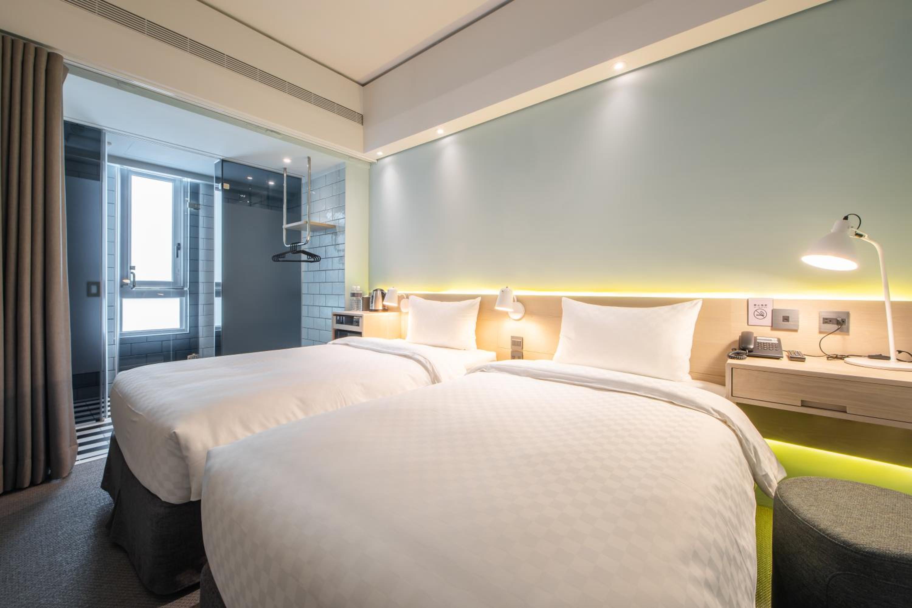Standard Twin Room - Late Check-In at 21:00 - Photo 7