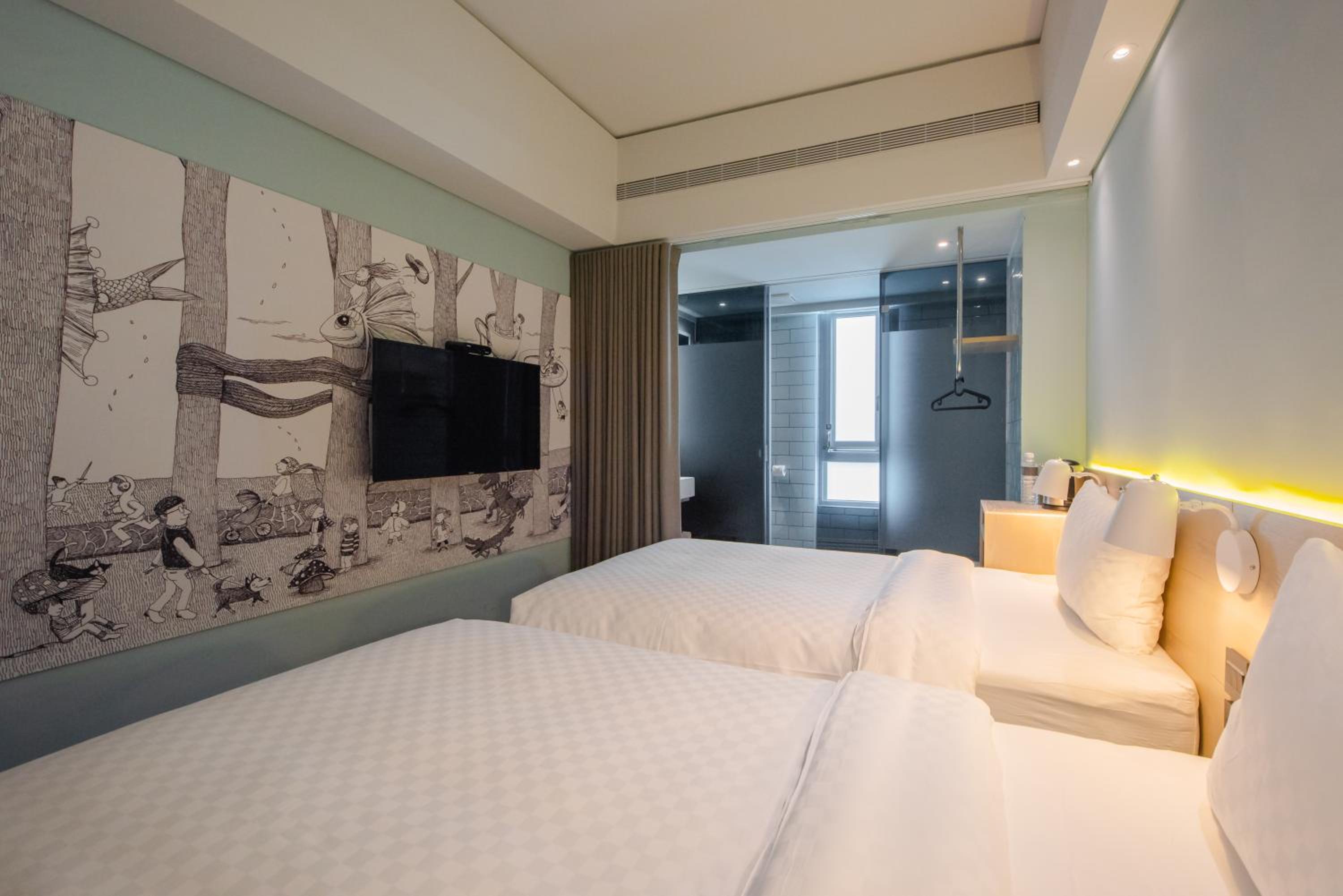 Standard Twin Room - Late Check-In at 21:00 - Photo 6