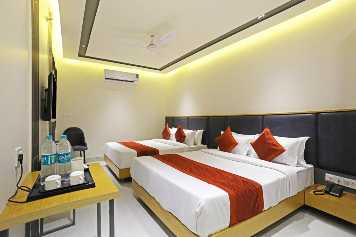 King Room with Two King Beds