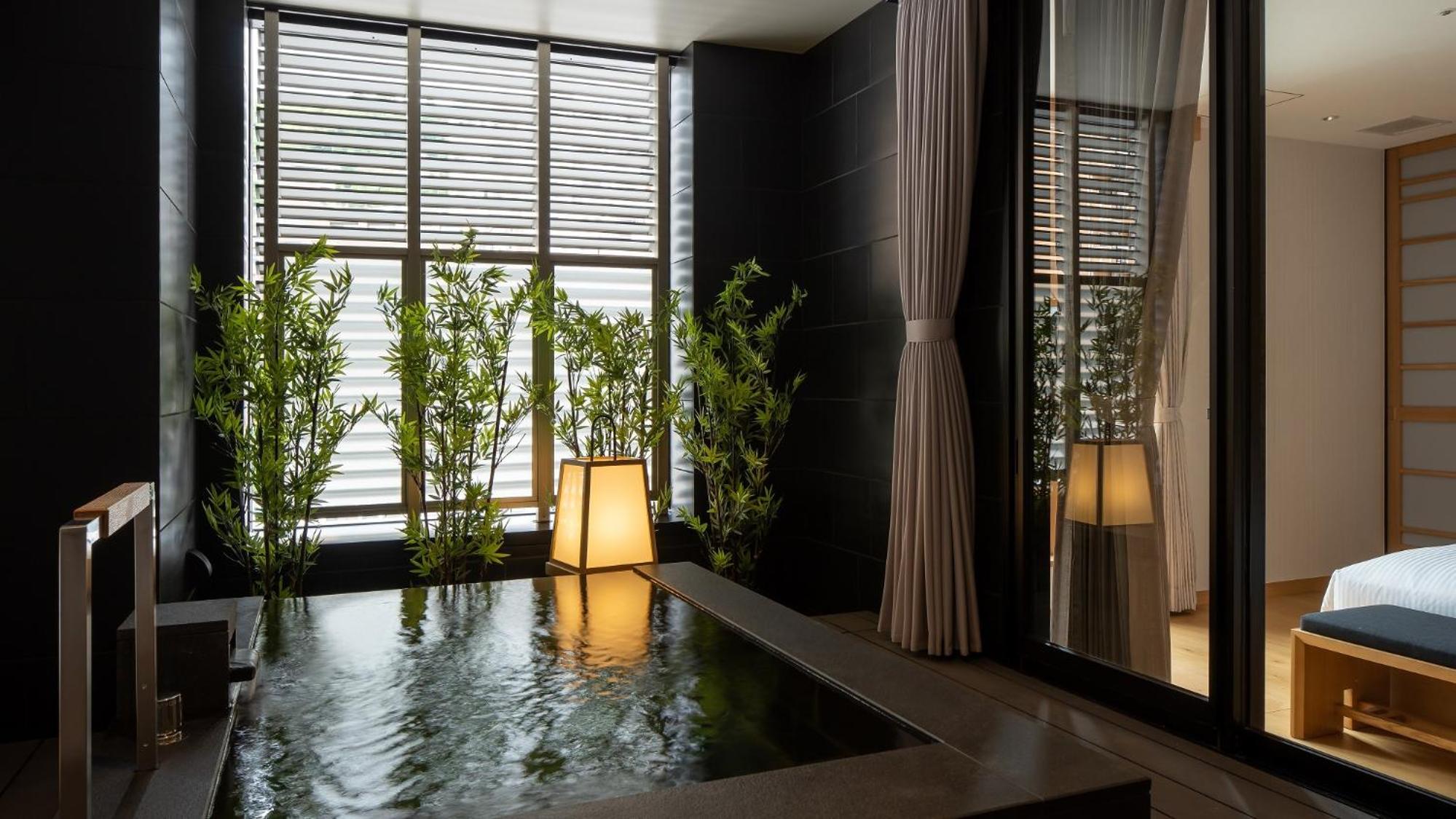 Suite with Open-Air Bath - Hillside View - Photo 11