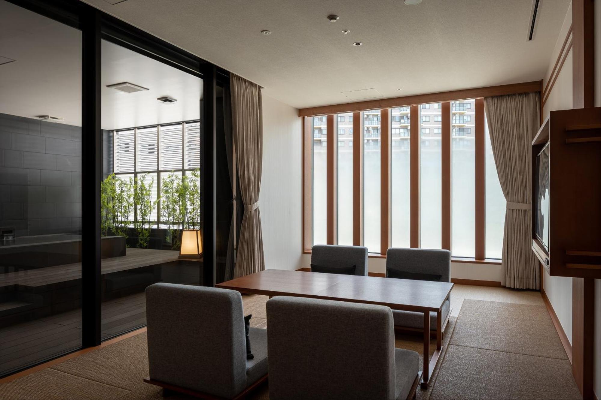 Suite with Tatami Area and Open-Air Bath - Hillside View - Photo 3