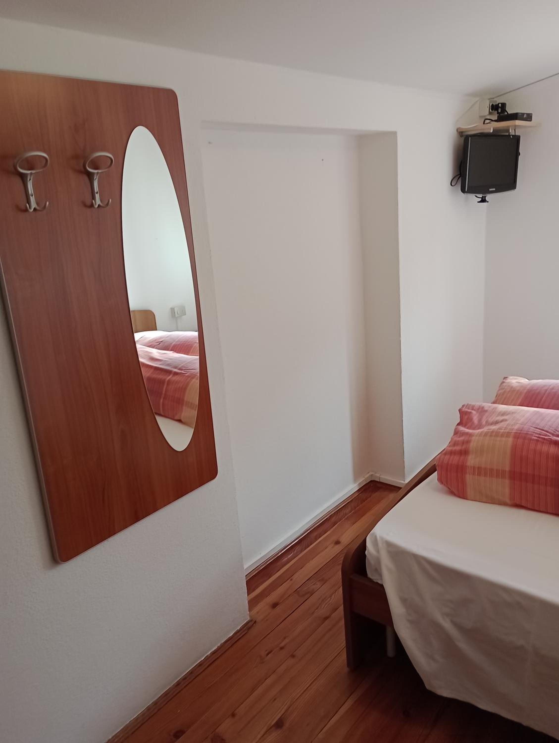 Double Room with Private Bathroom photo 2