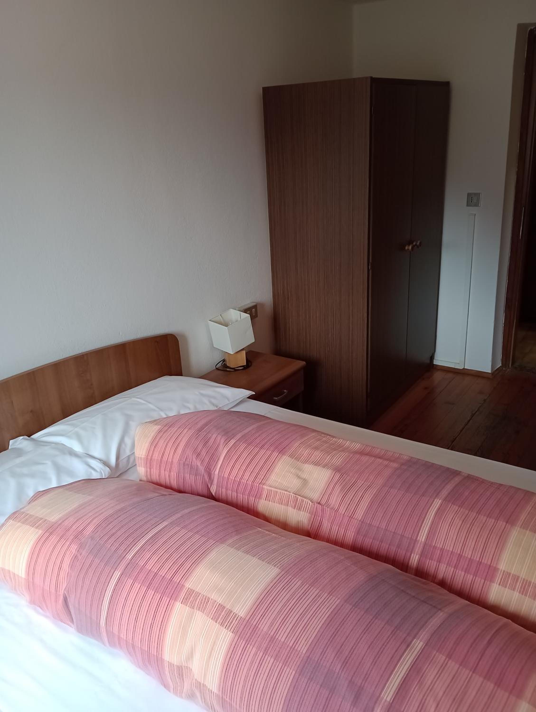 Double Room with Private Bathroom photo 3