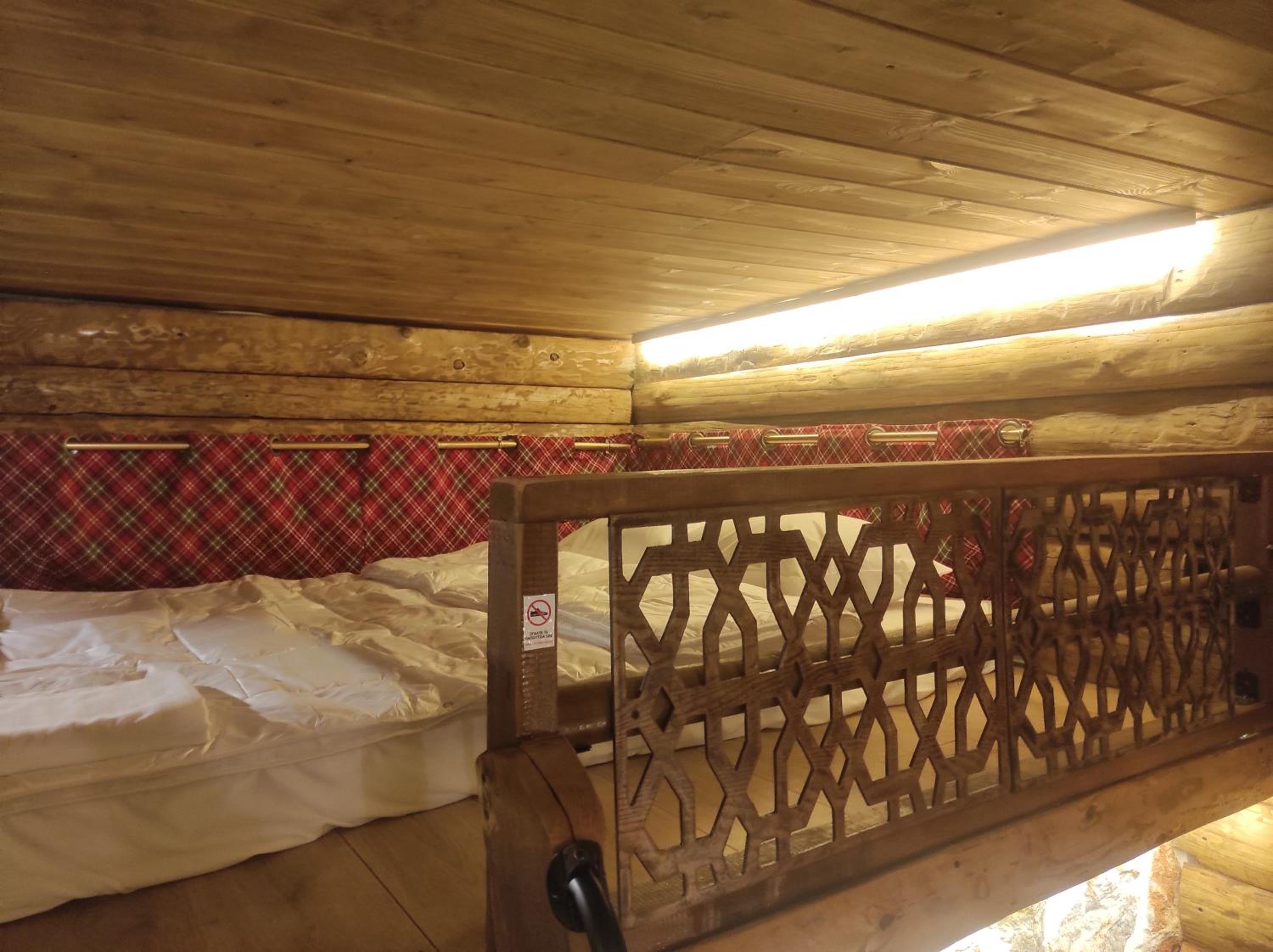 Loft - Photo 2