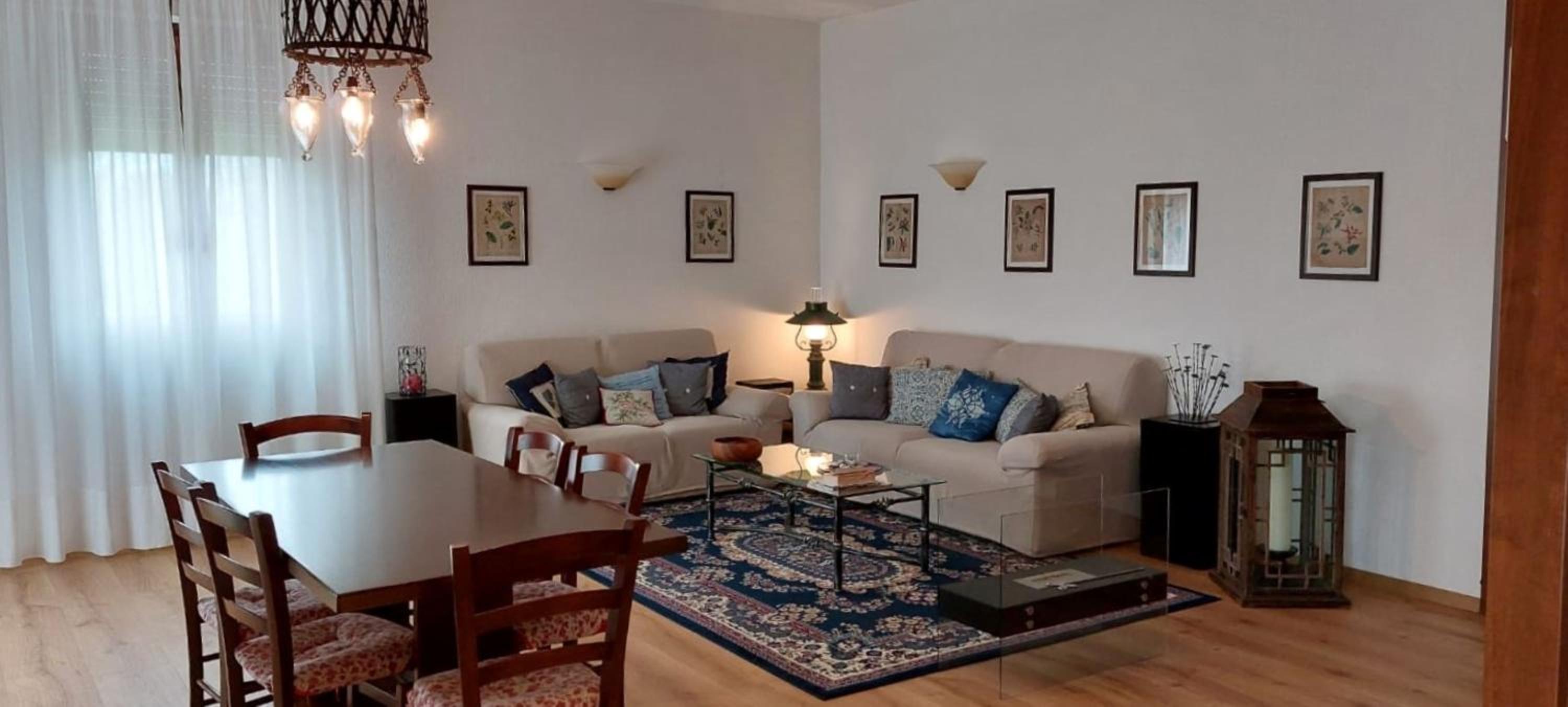 Apartment with Balcony photo 3