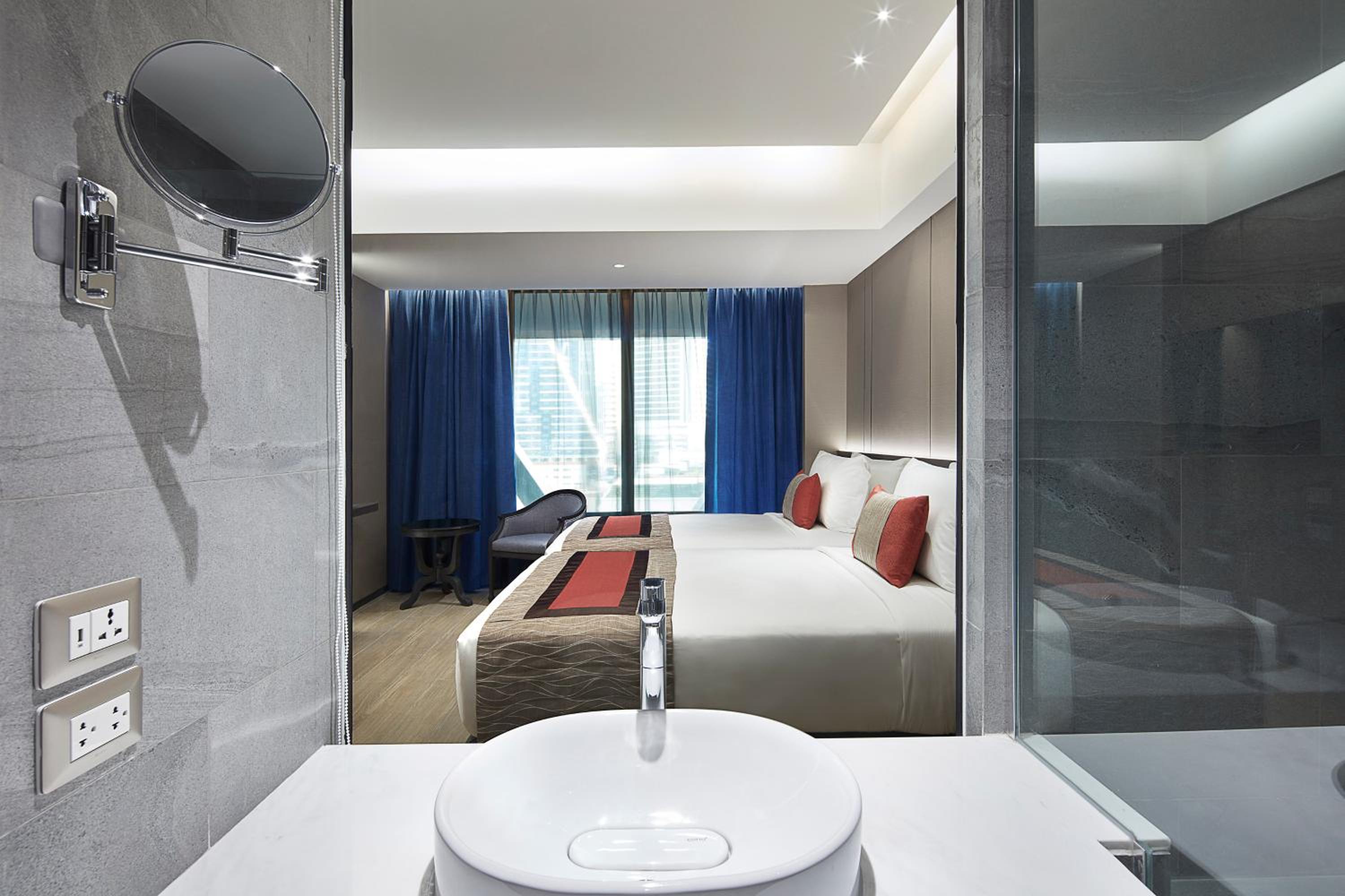 Premier Double Or Twin Room photo 2