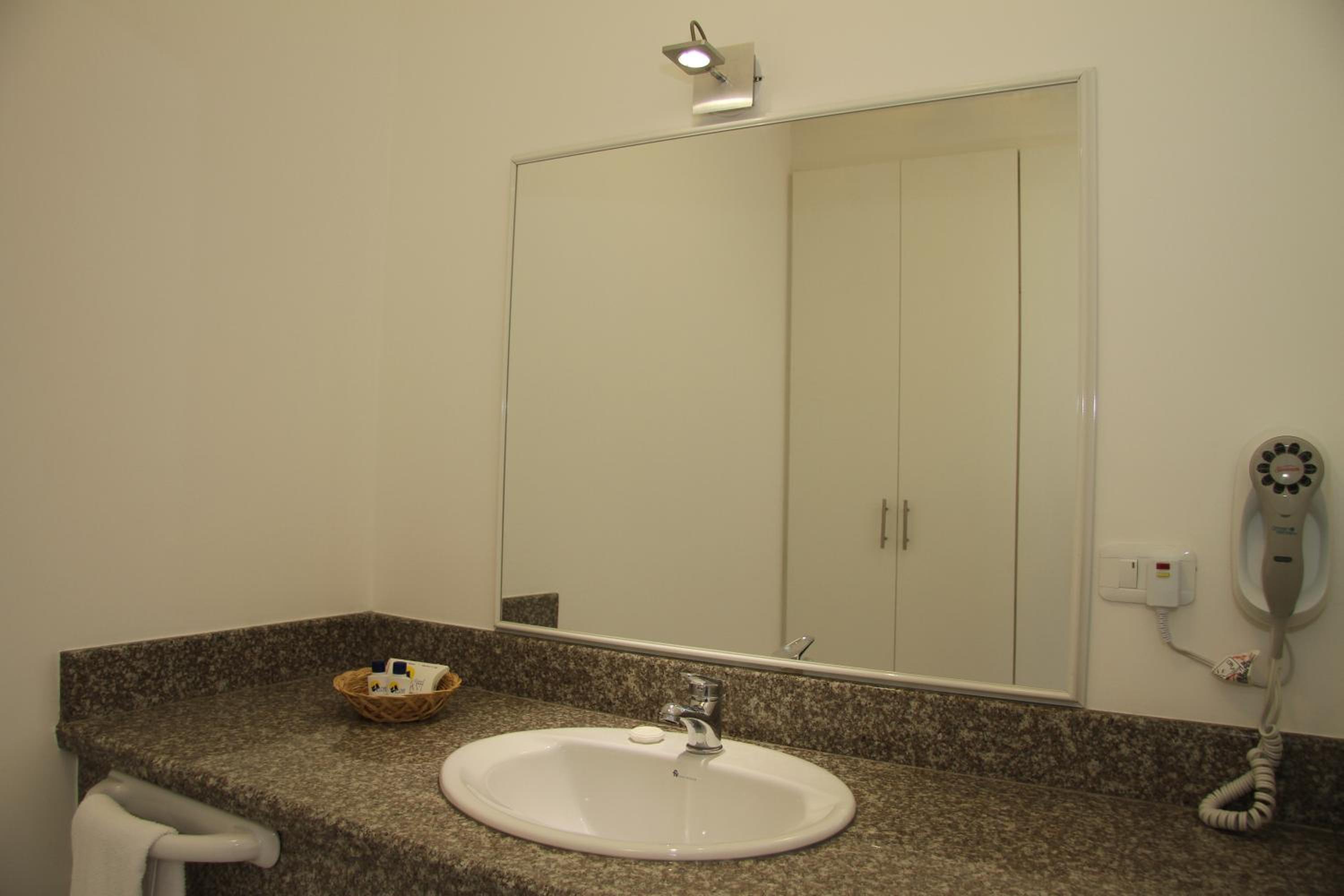 Superior Single Room photo 3