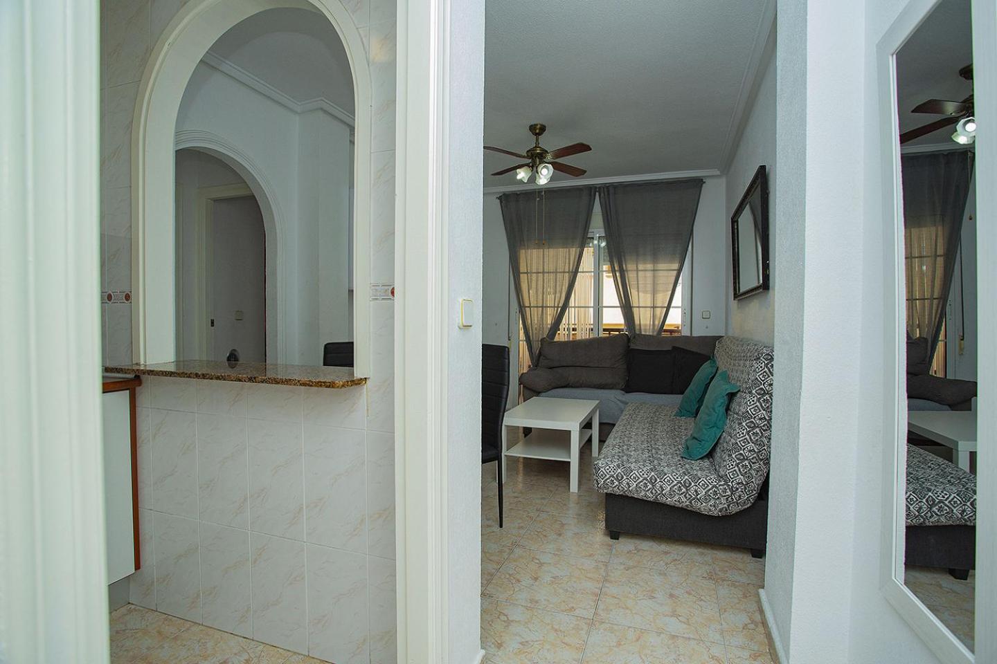 Apartamento con Balcón