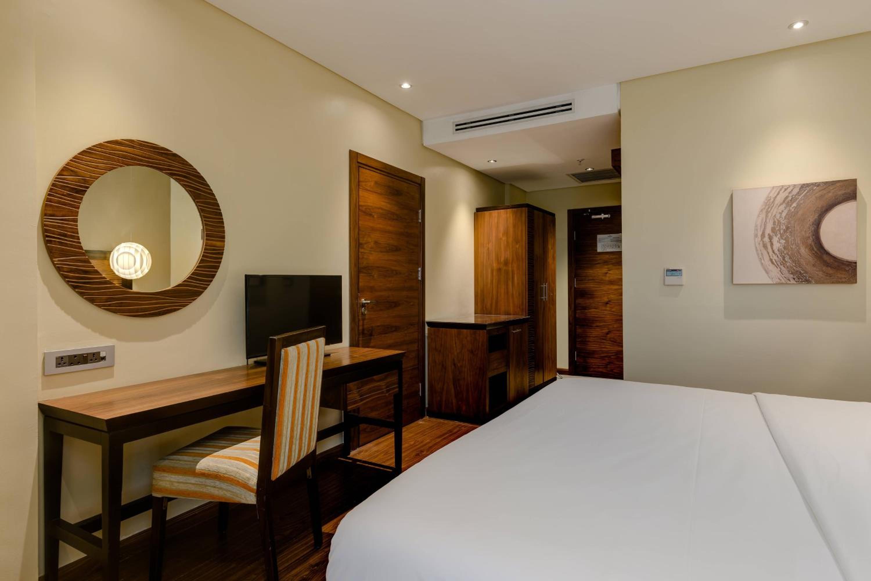 Deluxe Queen Room photo 3