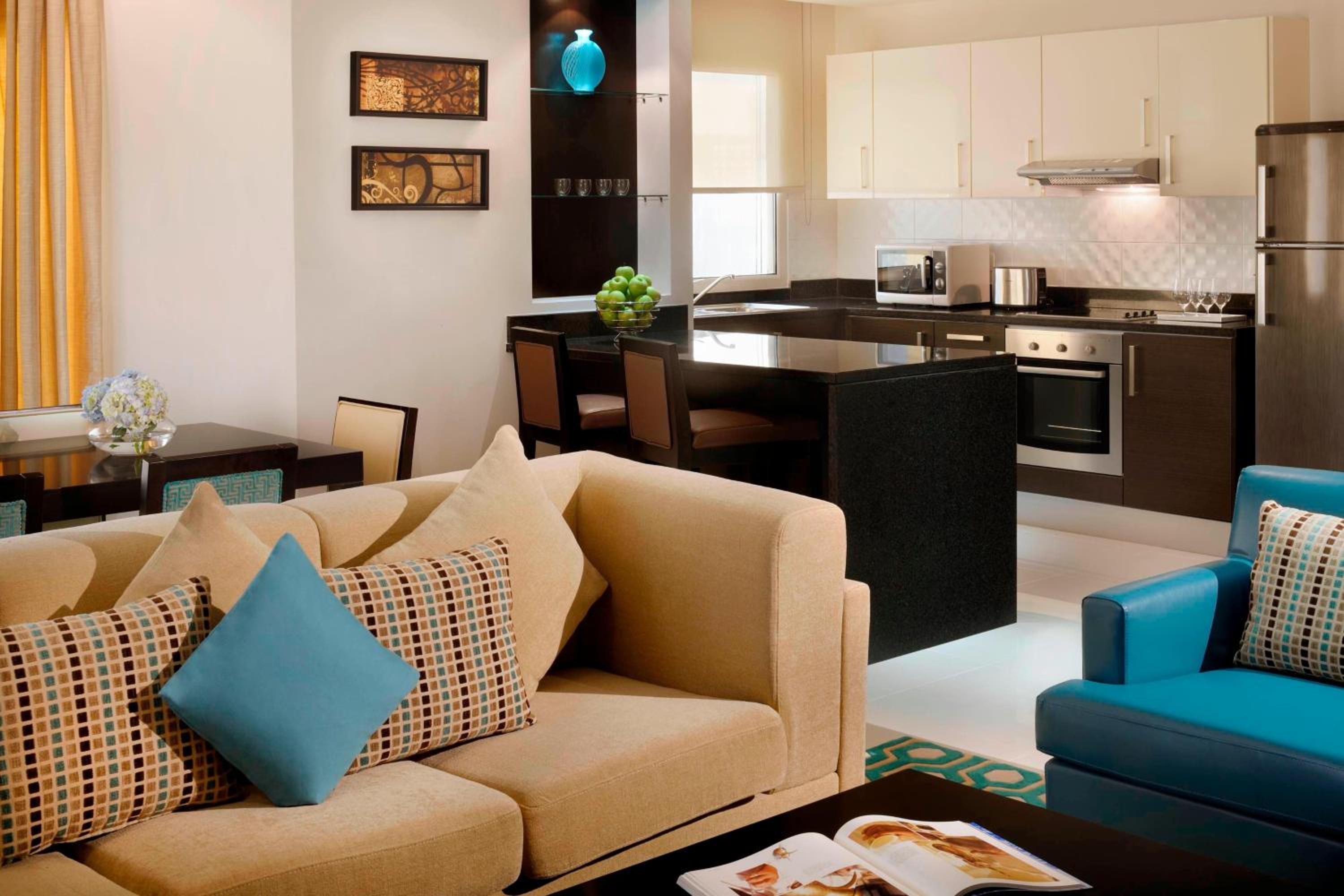 Two-Bedroom Suite - Photo 4