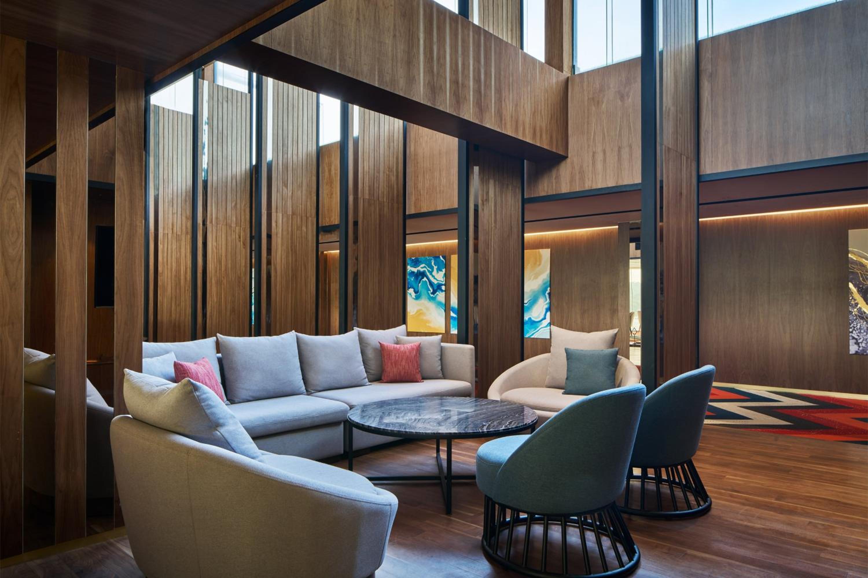 One-Bedroom Bi-Level King Suite - Club Lounge Access ( Loft with no windows )