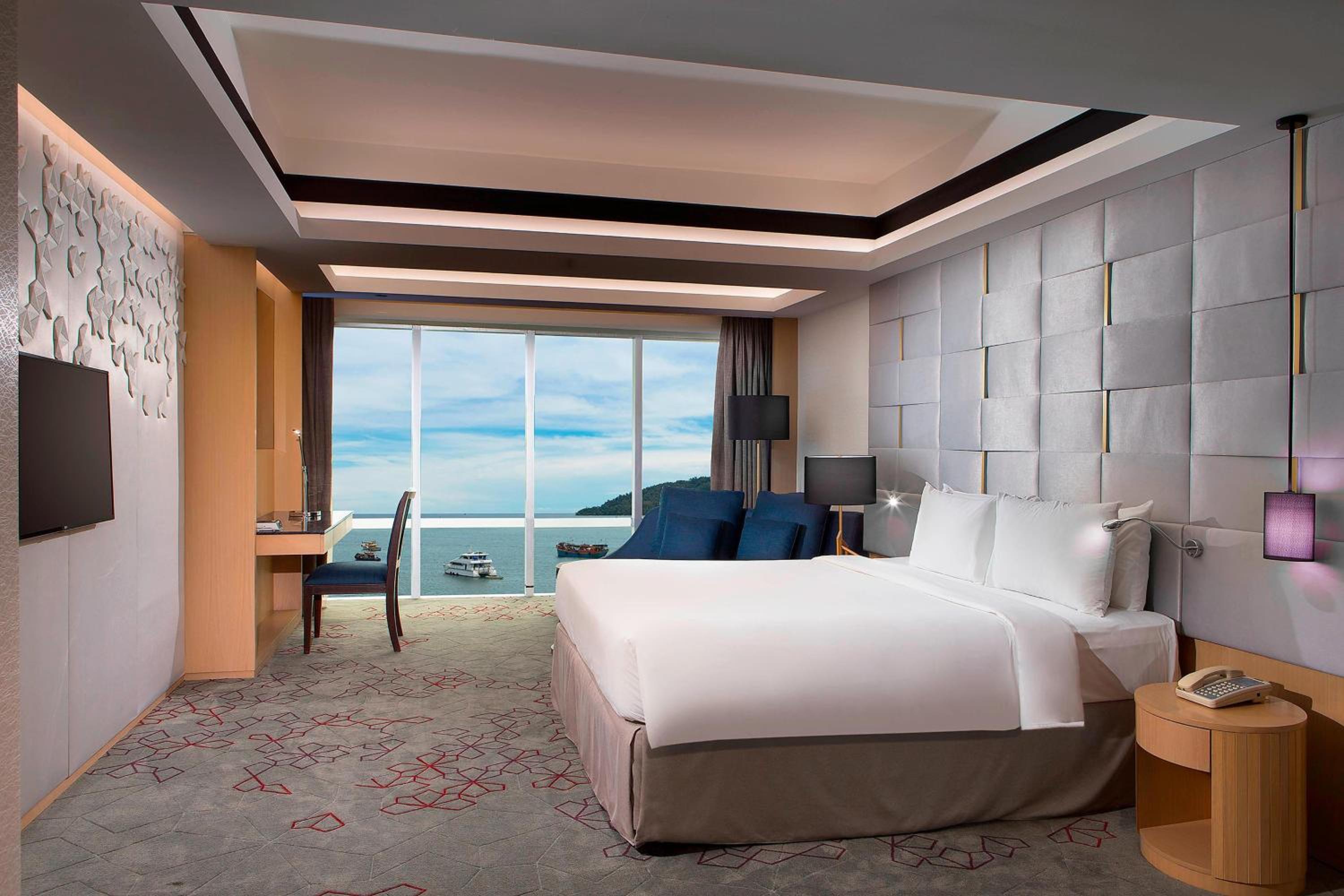 King Room with Sea View - Club Lounge Access