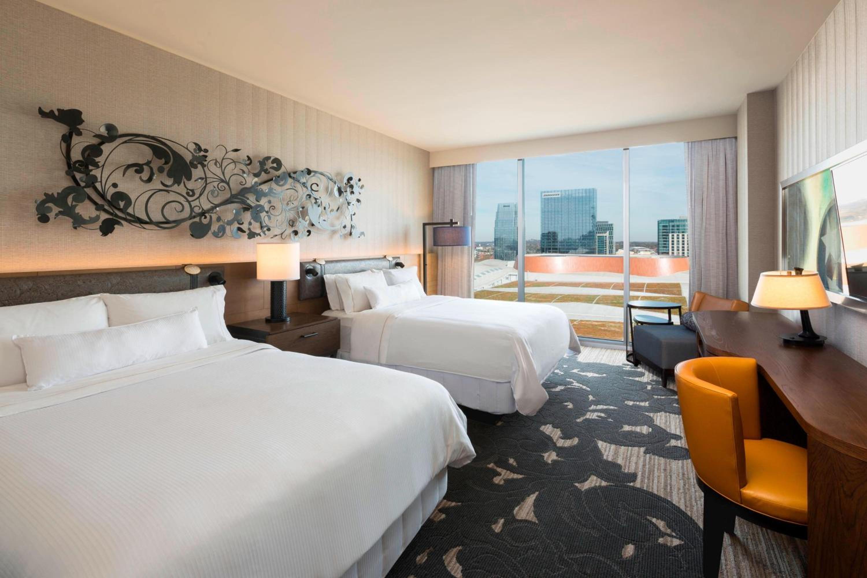 Heavenly Queen Room with Two Queen Beds - High Floor