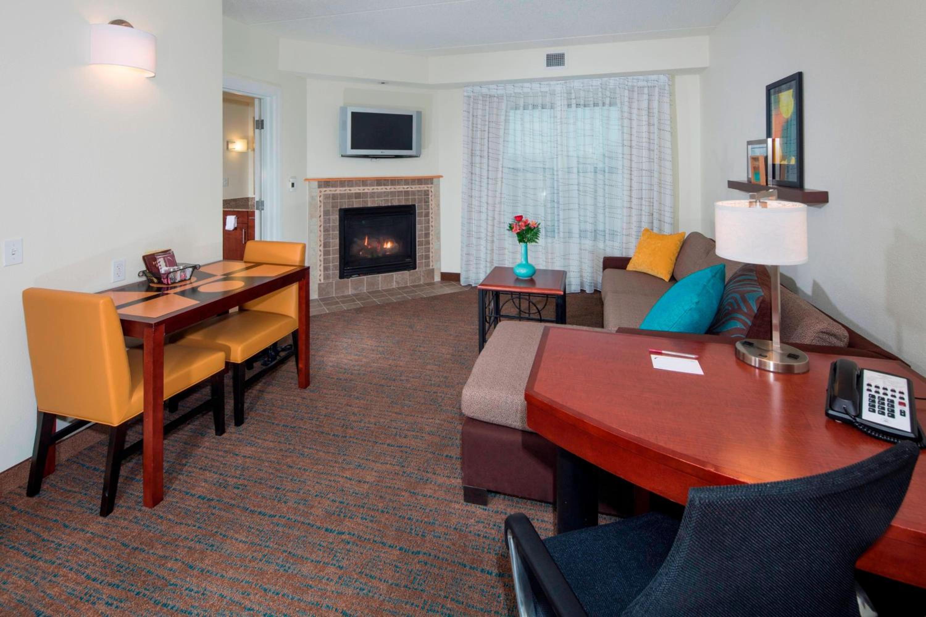 One-Bedroom King Suite with Sofa Bed - Photo 1