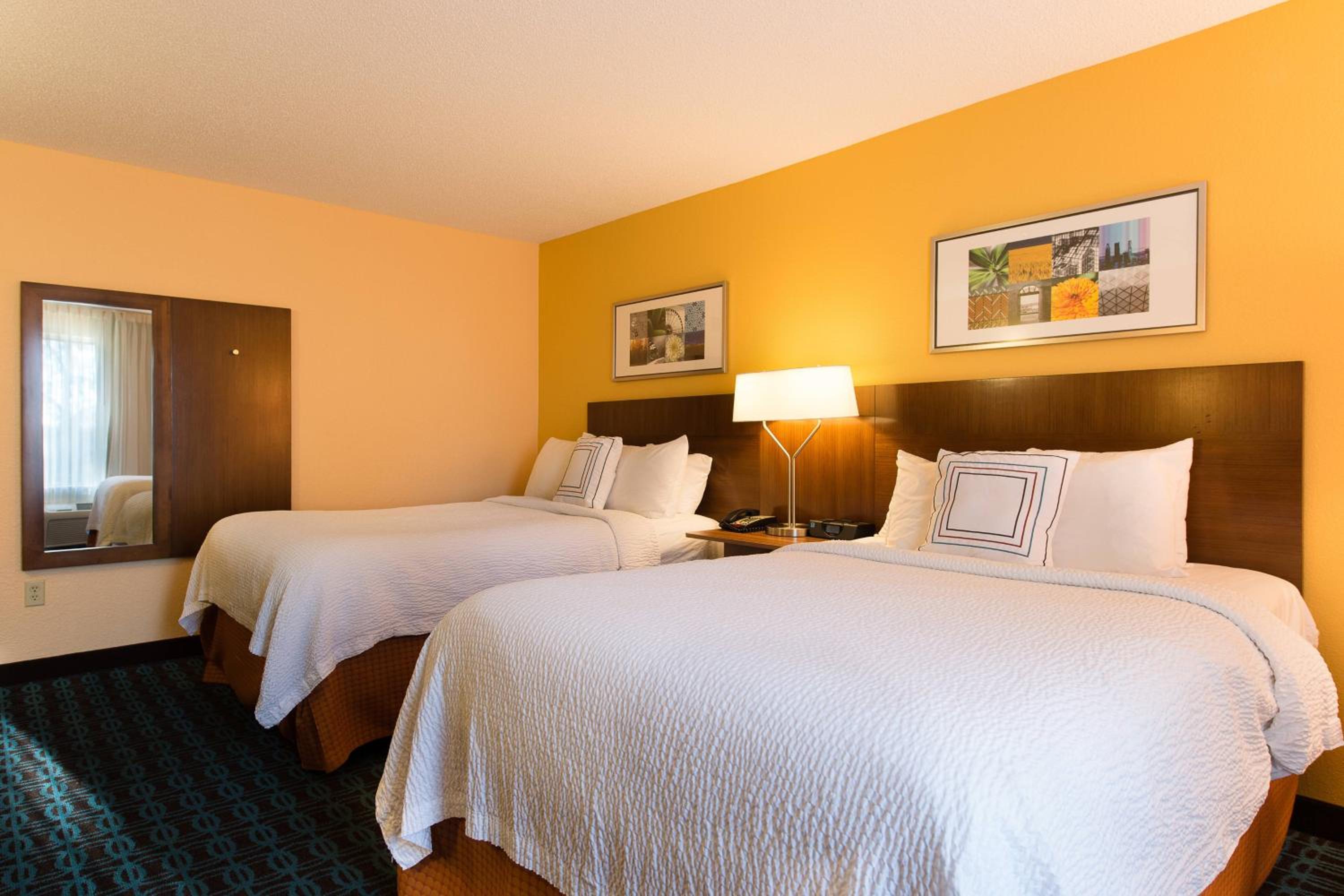 Guest room, 2 Queen - Photo 1