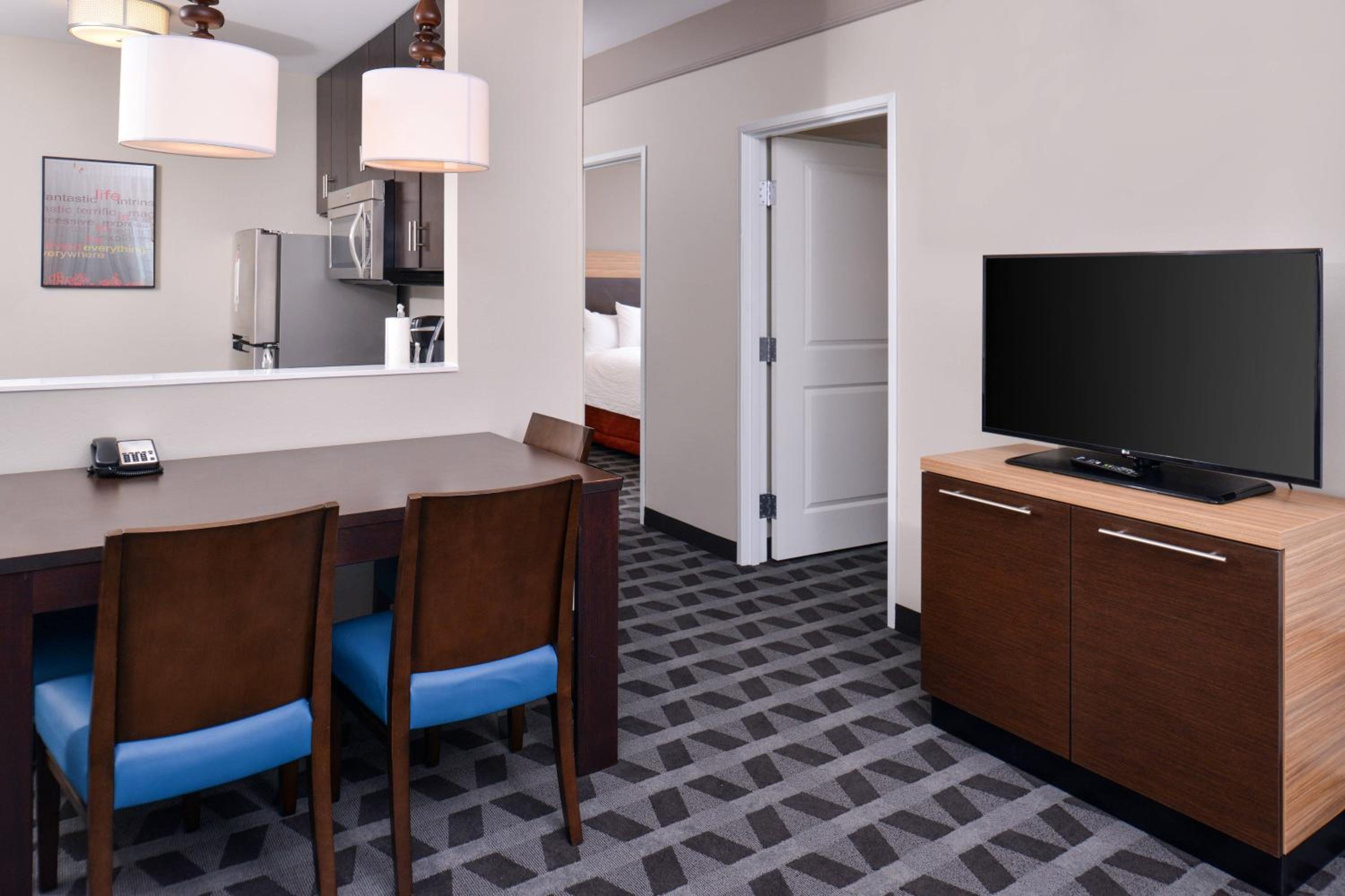 Two-Bedroom Suite