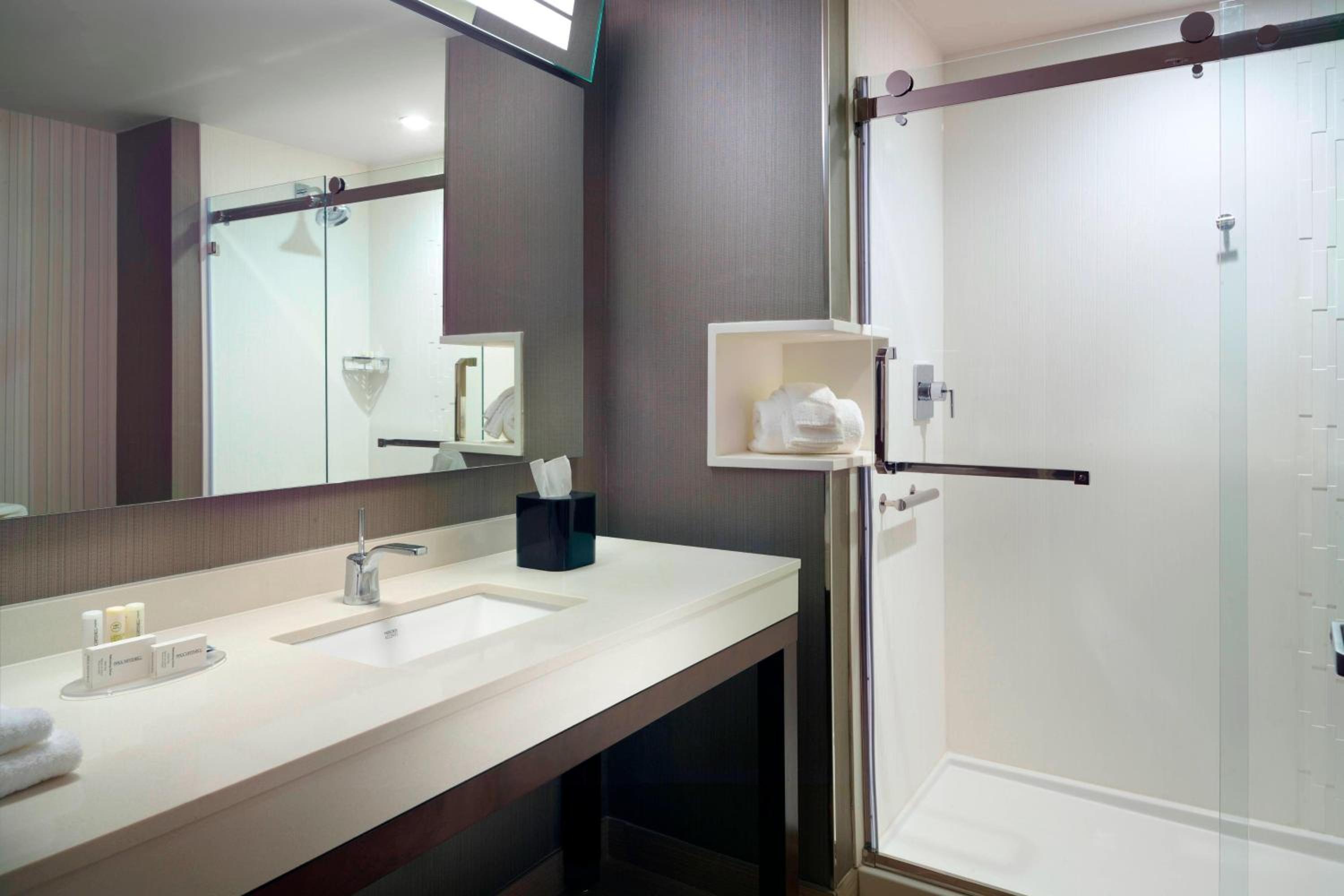 Superior King Room photo 2