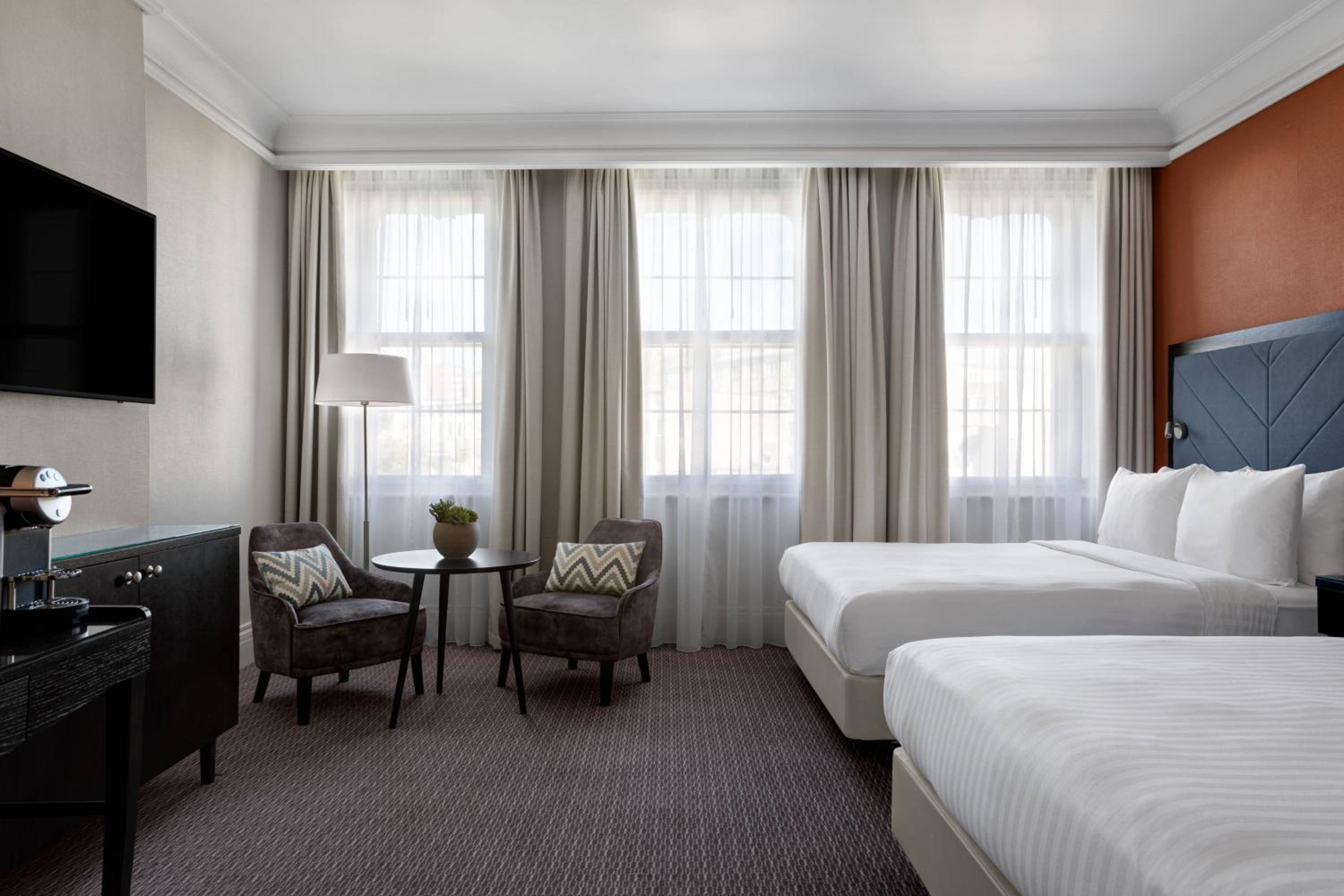 Deluxe Double Room with Two Double Beds - Photo 1