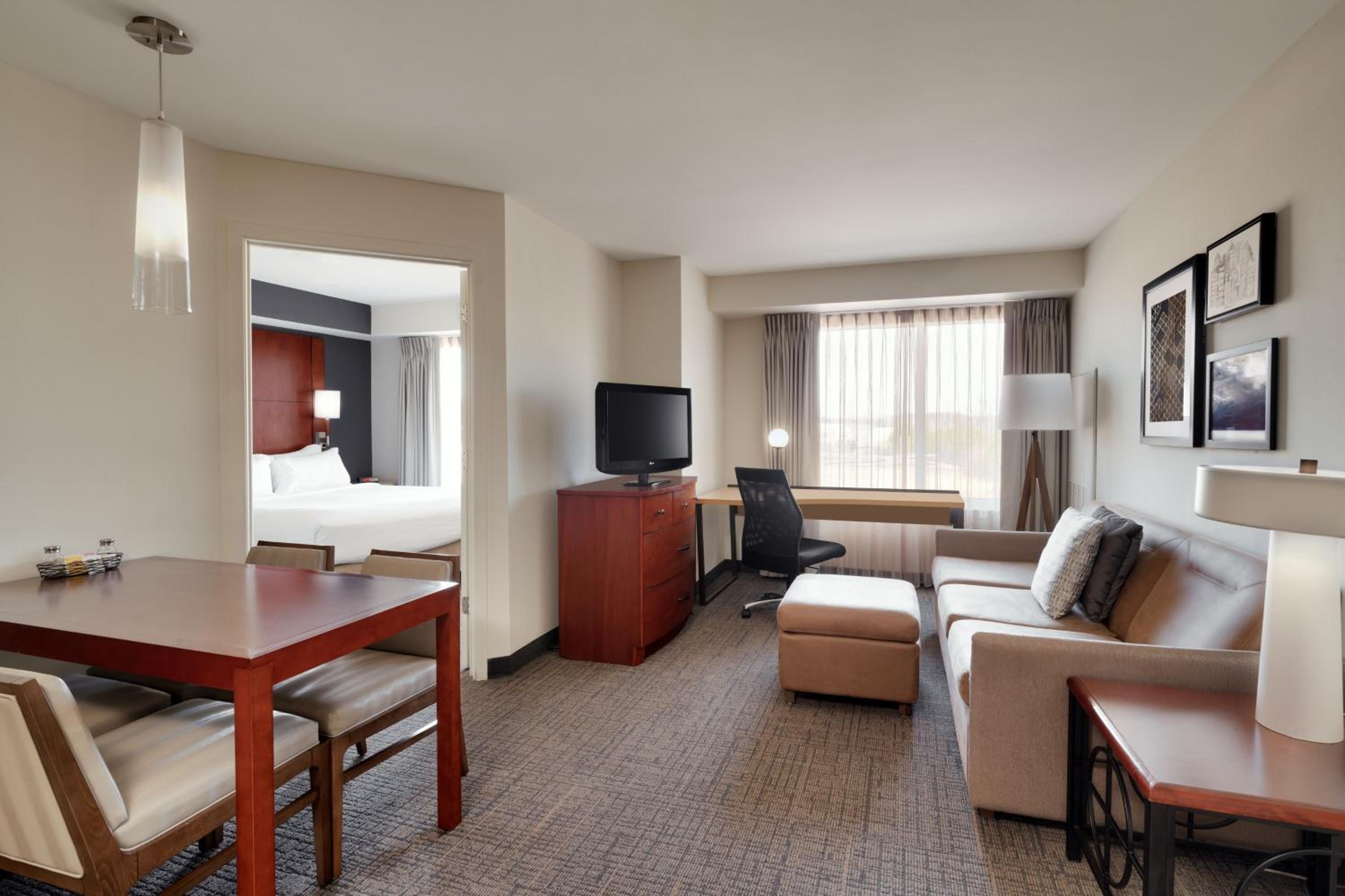 Two-Bedroom Suite - Non-Smoking