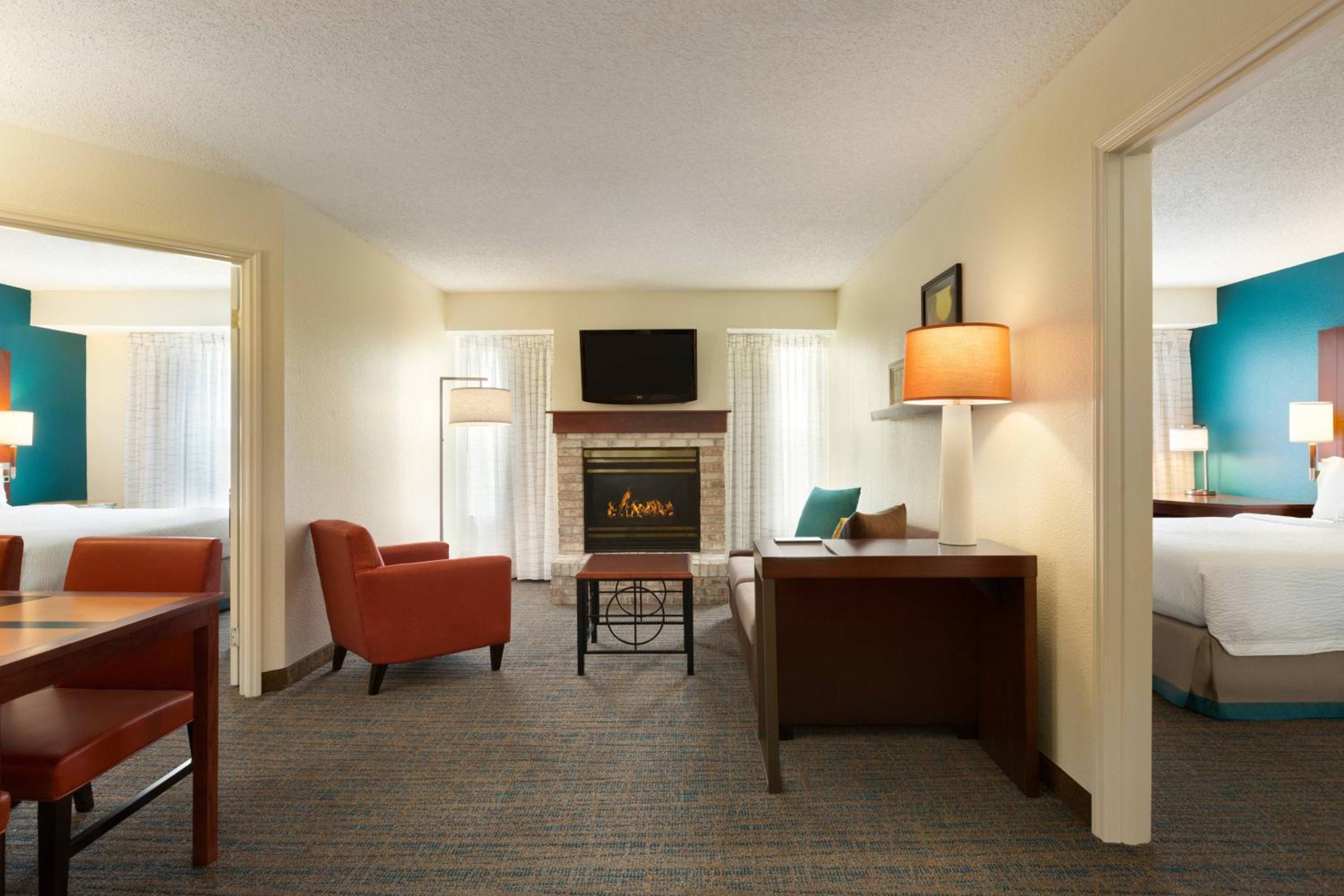 Two-Bedroom Suite - Photo 1