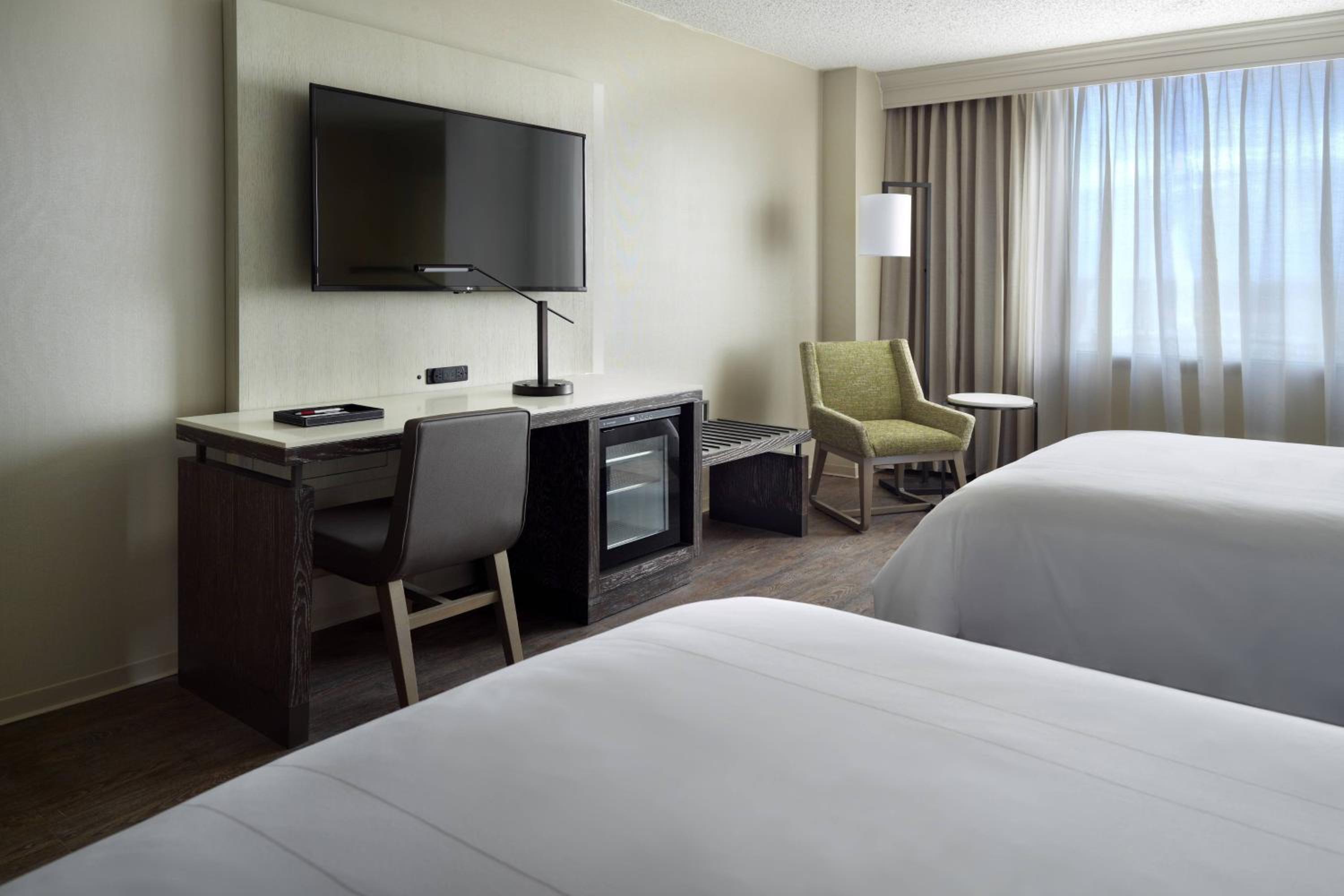 Concierge Level Guest Room with Concierge Lounge Access  - Photo 1
