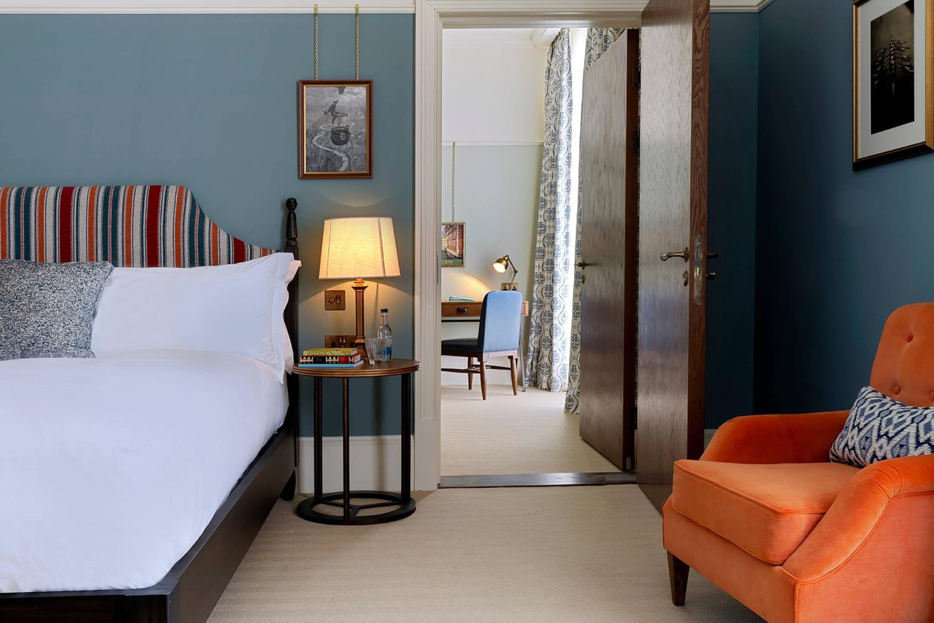 Classic Twin Room - Photo 3
