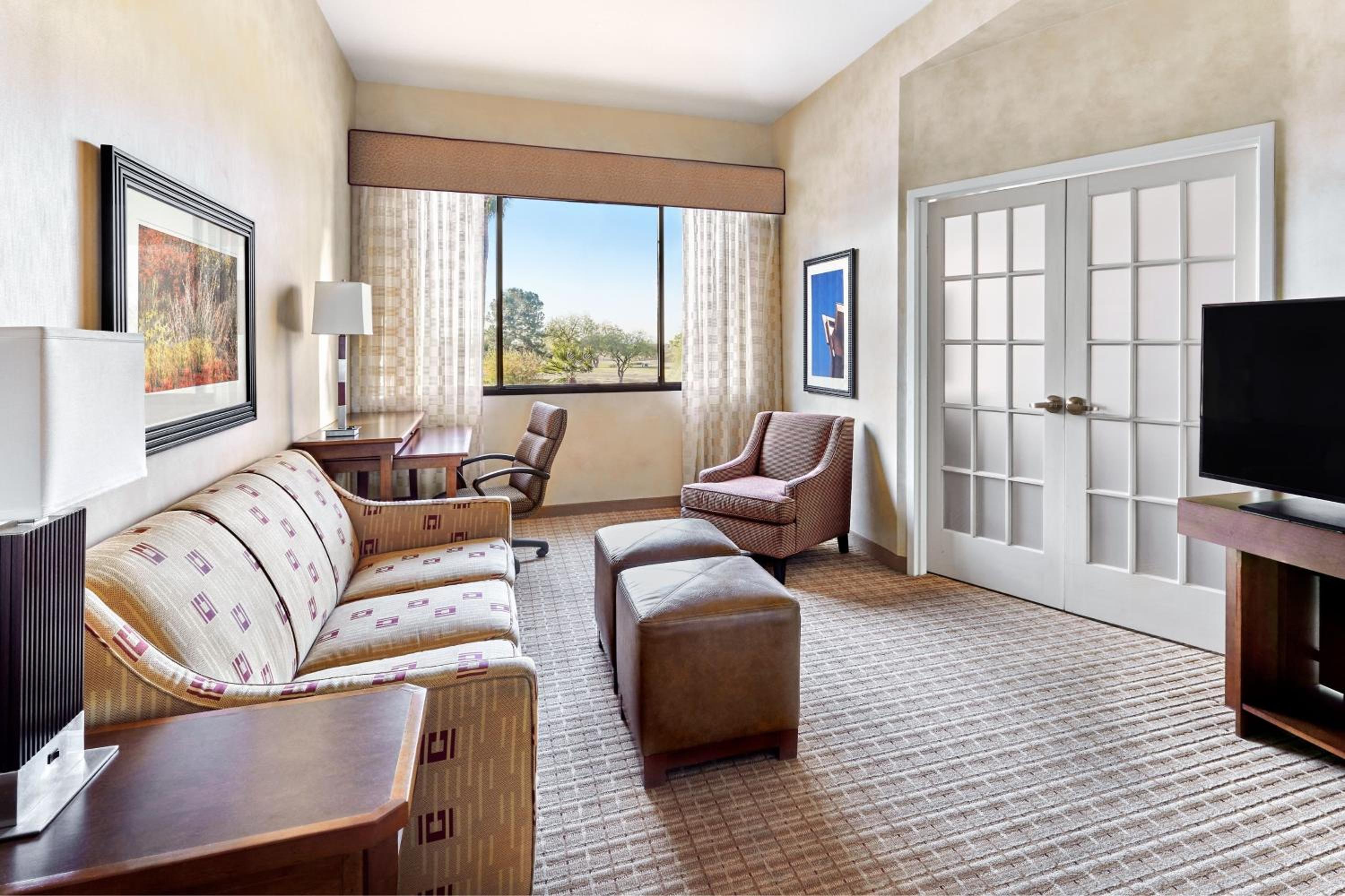 One-Bedroom King Suite  - Photo 5