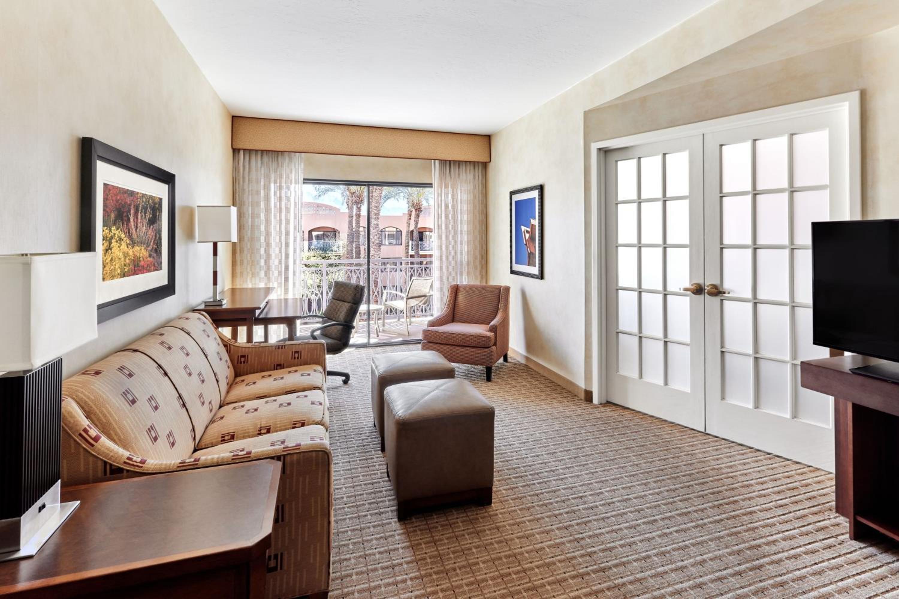 One-Bedroom King Suite with Balcony or Patio - Photo 1