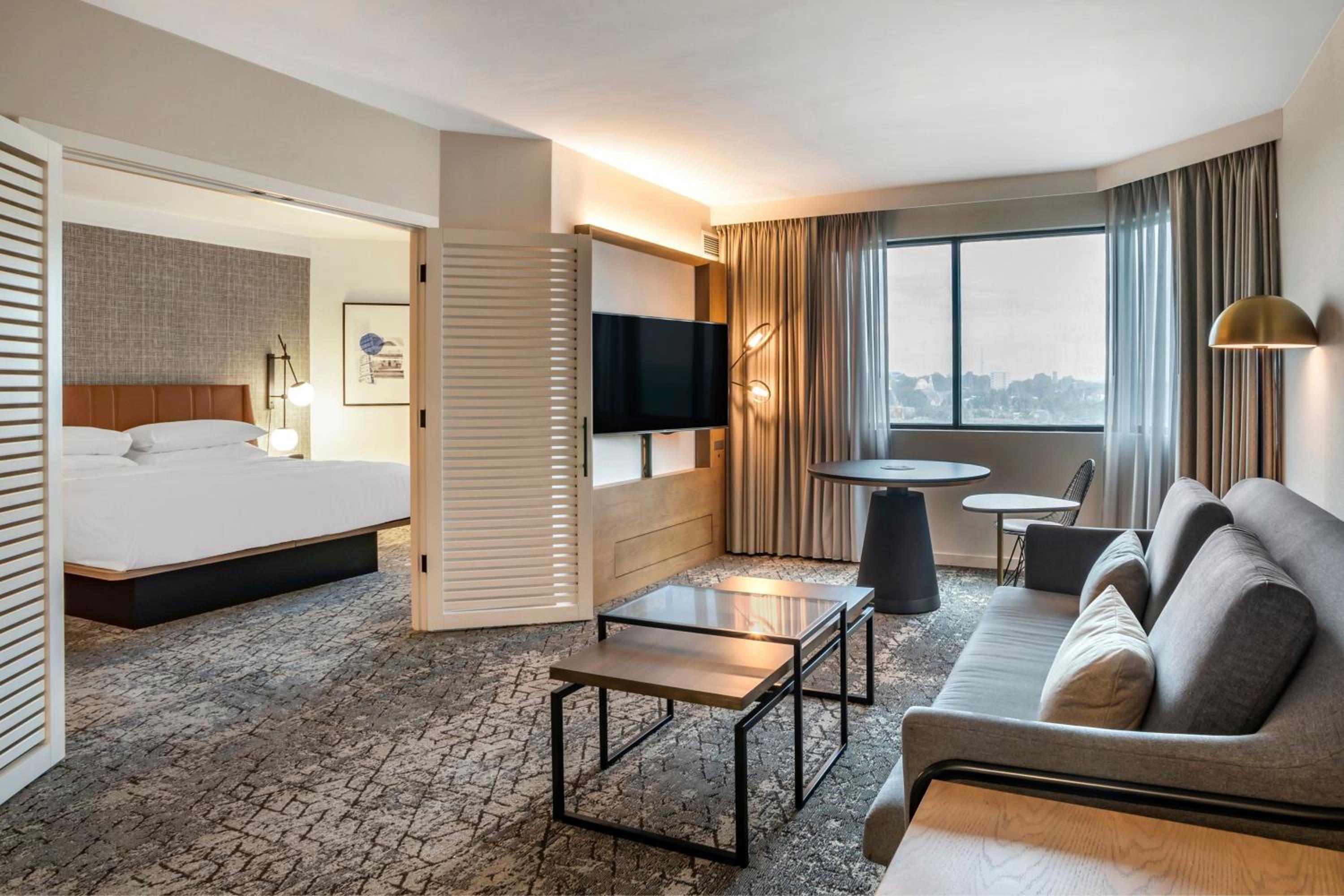 King Suite with Sofa Bed and City View - Photo 1